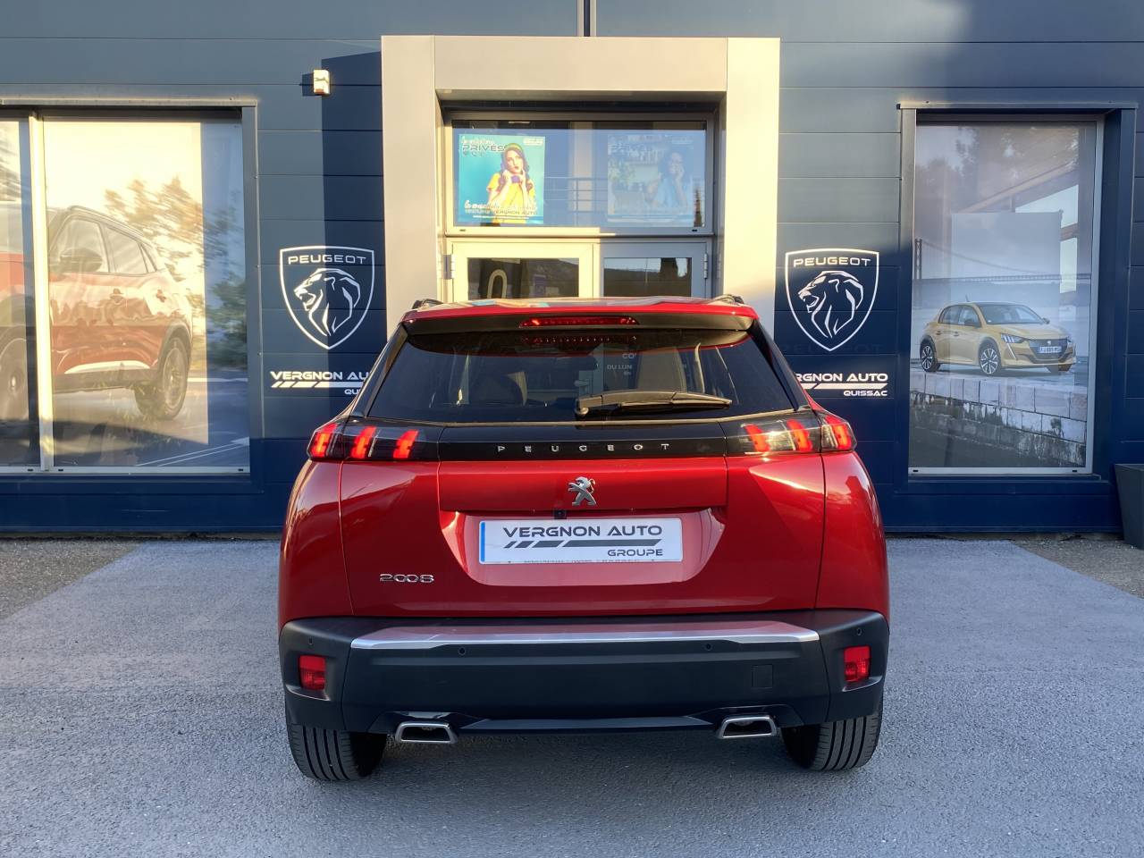 Peugeot 2008  II PureTech 130 S&S EAT8 ALLURE PACK groupe Vergnon