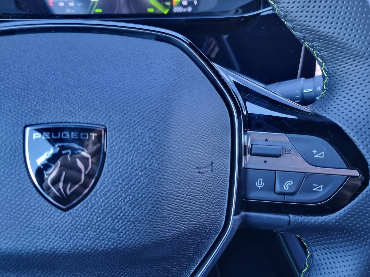 Peugeot 308  III PureTech 130 S&S EAT8 GT groupe Vergnon