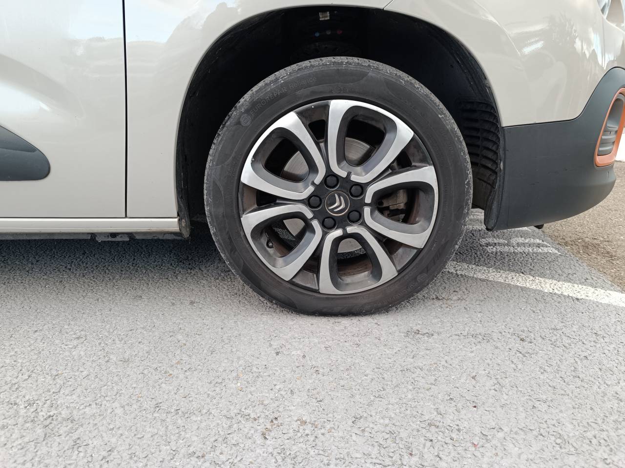 Citroën Berlingo  III Taille M BlueHDi 130 S&S BVM6 Shine Pack XTR  groupe Vergnon