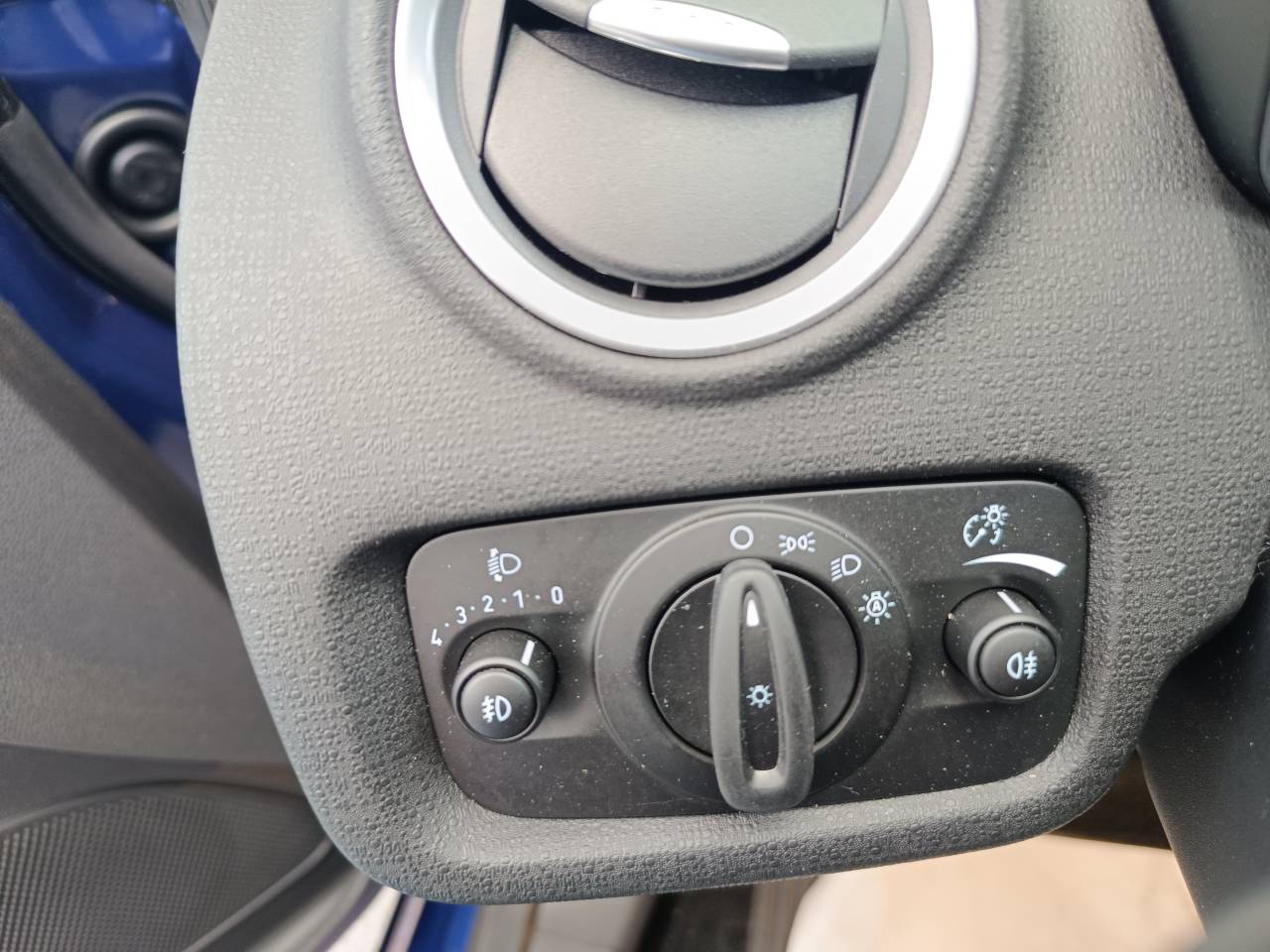 Ford Fiesta  VI 5P 1.0 EcoBoost 100ch S&S Titanium groupe Vergnon