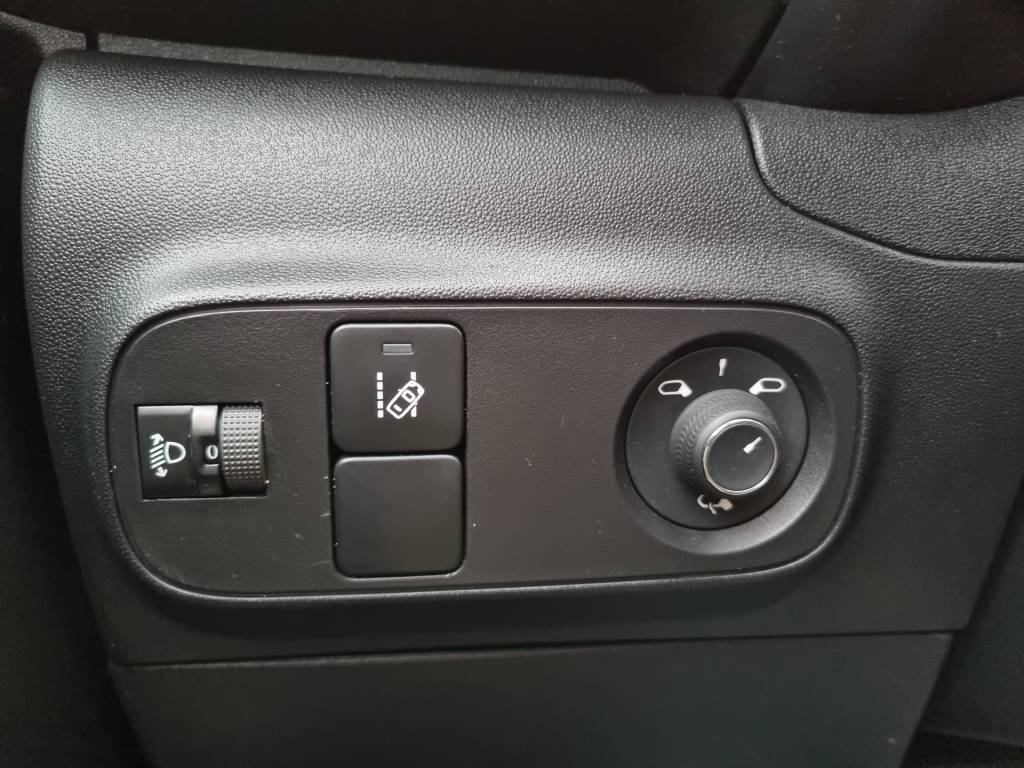 Citroën C3  III PureTech 83 S&S BVM Shine Business groupe Vergnon