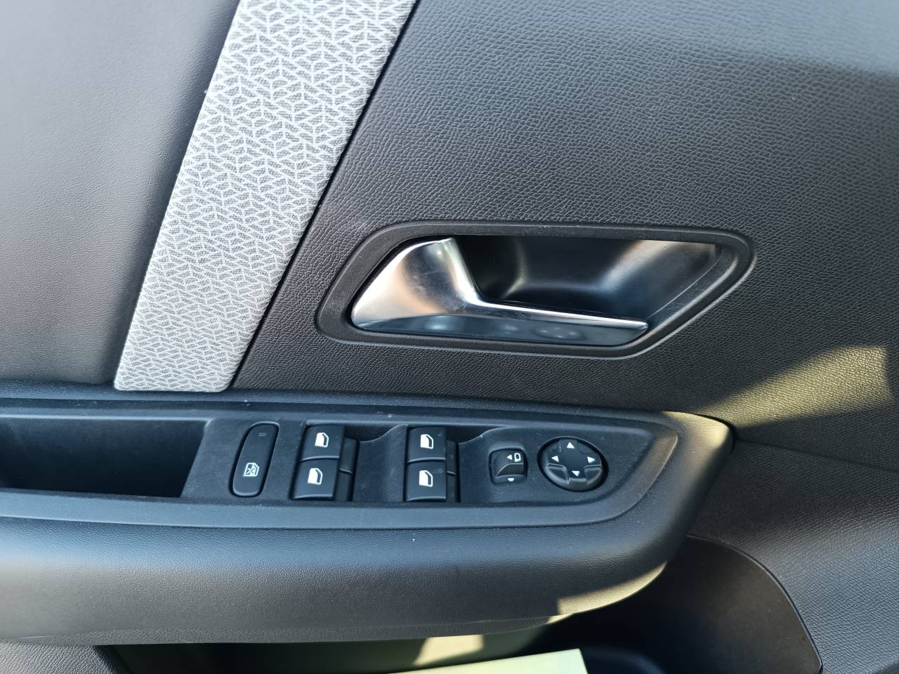 Citroën C4  III PureTech 130 S&S BVM6 Feel Pack groupe Vergnon