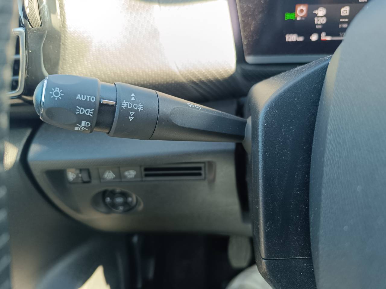 Citroën C4  III PureTech 130 S&S BVM6 Feel Pack groupe Vergnon
