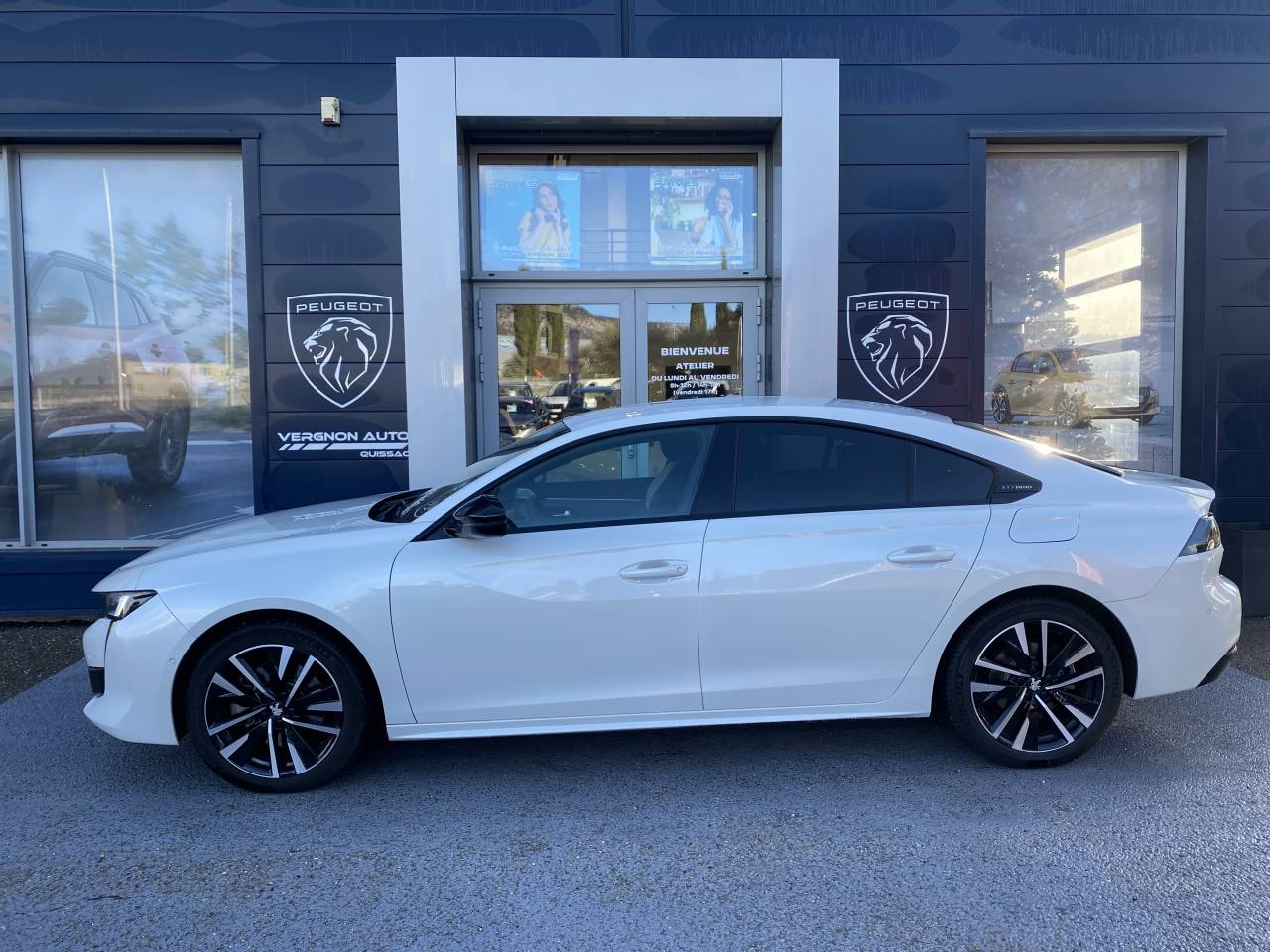 Peugeot 508  II HYBRID 225 E-EAT8 GT Pack groupe Vergnon