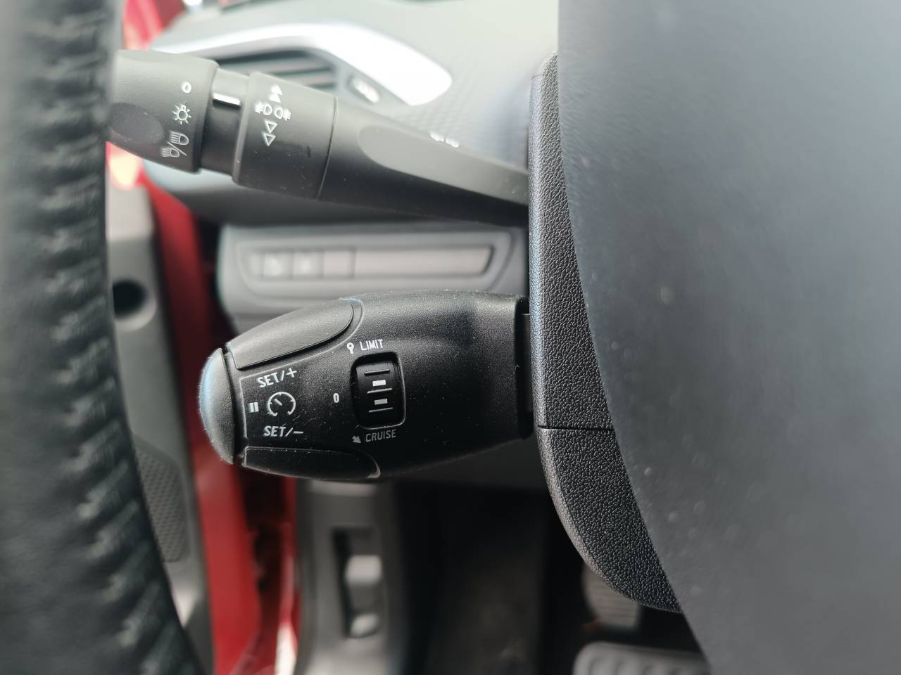 Peugeot 208 1.2 PureTech 82 Style groupe Vergnon