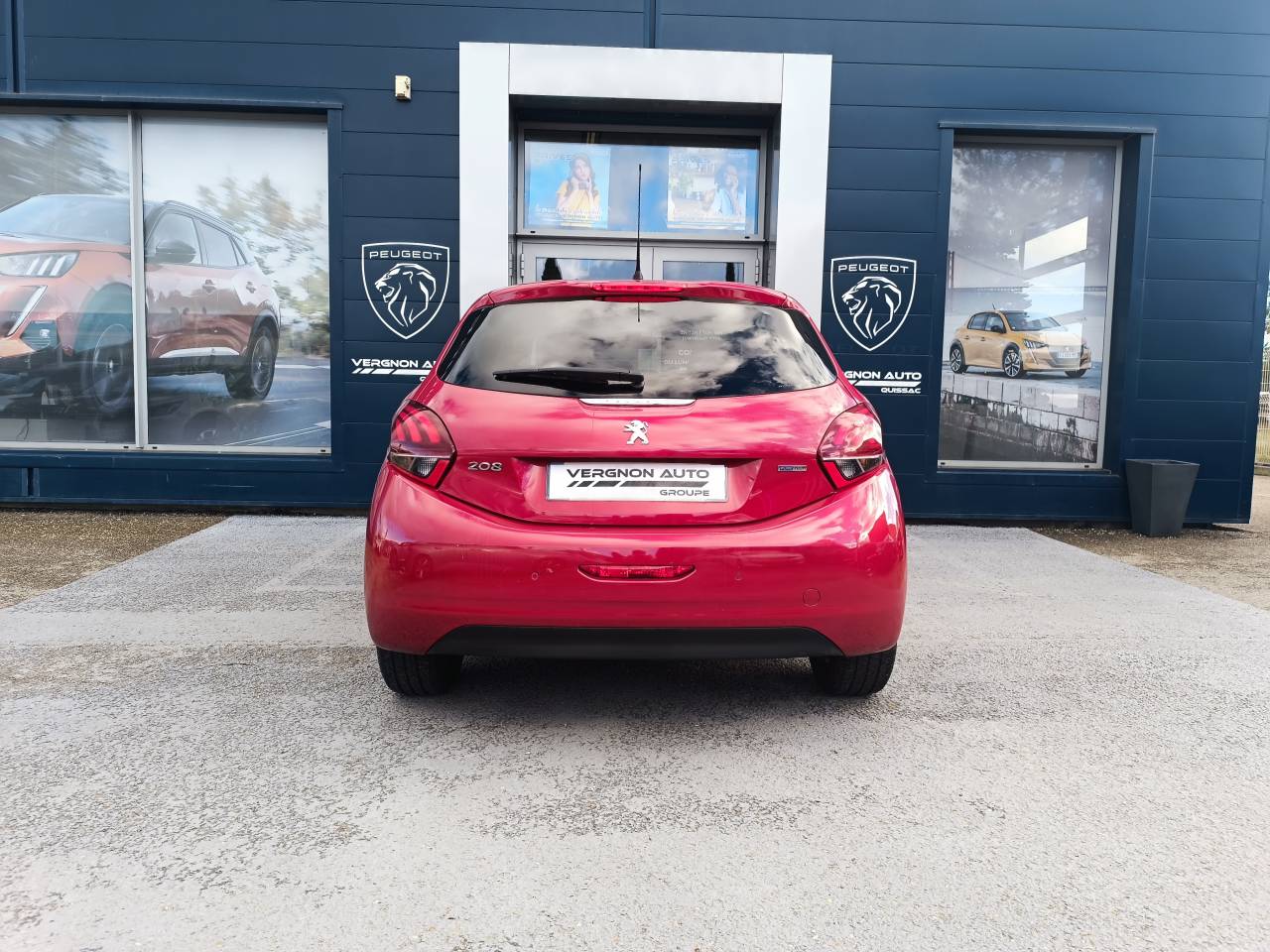 Peugeot 208 1.2 PureTech 82 Style groupe Vergnon