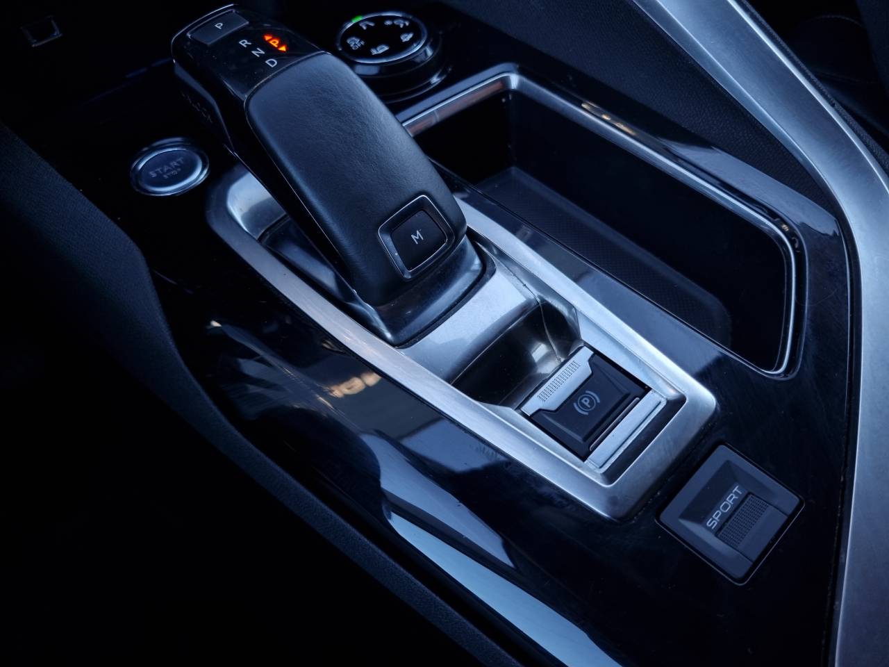 Peugeot 5008  II 1.2 PURETECH 130 S&S EAT6 ALLURE groupe Vergnon