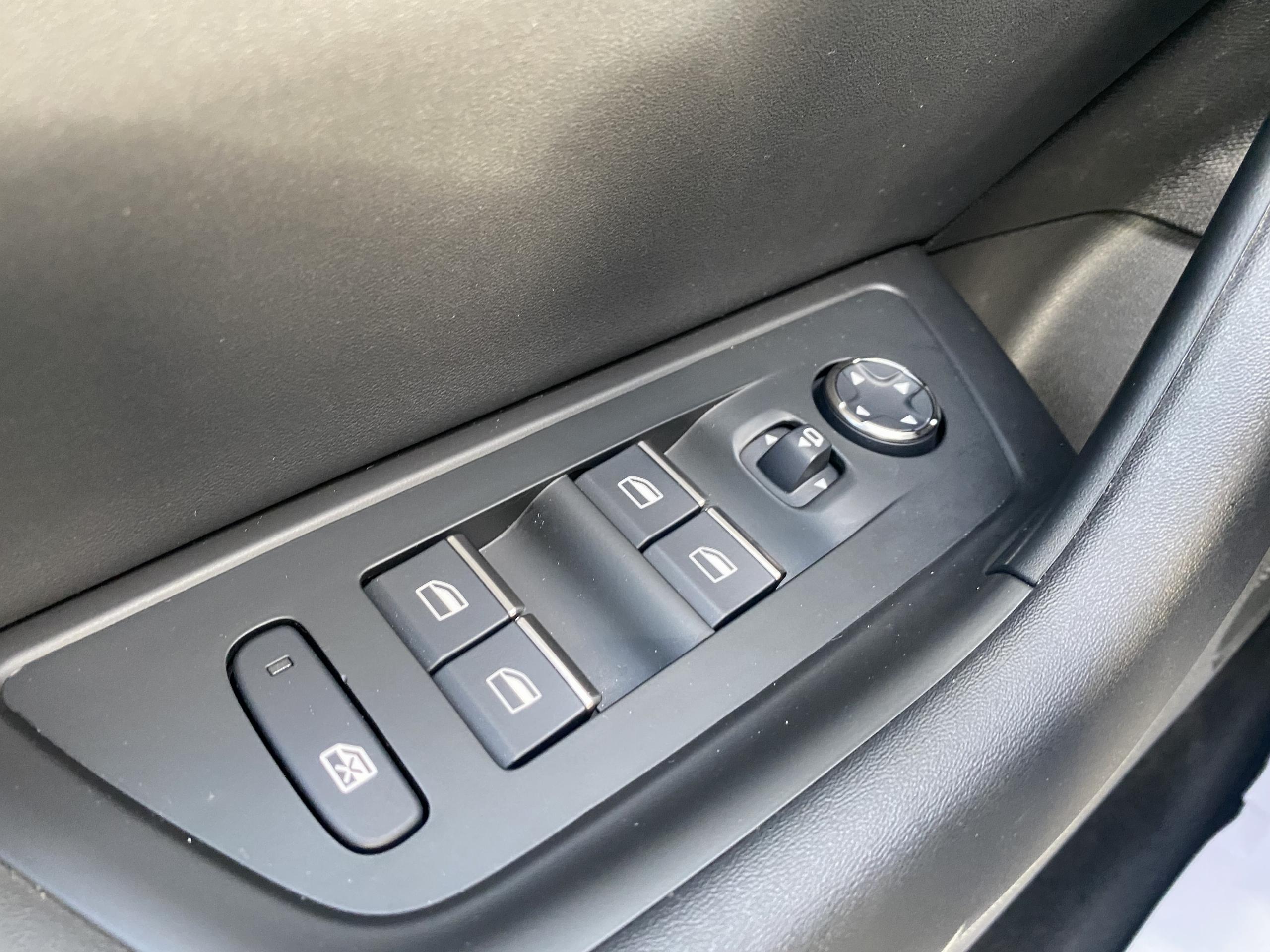 Peugeot 508 SW  II HYBRID 225 E-EAT8 ALLURE BUSINESS groupe Vergnon