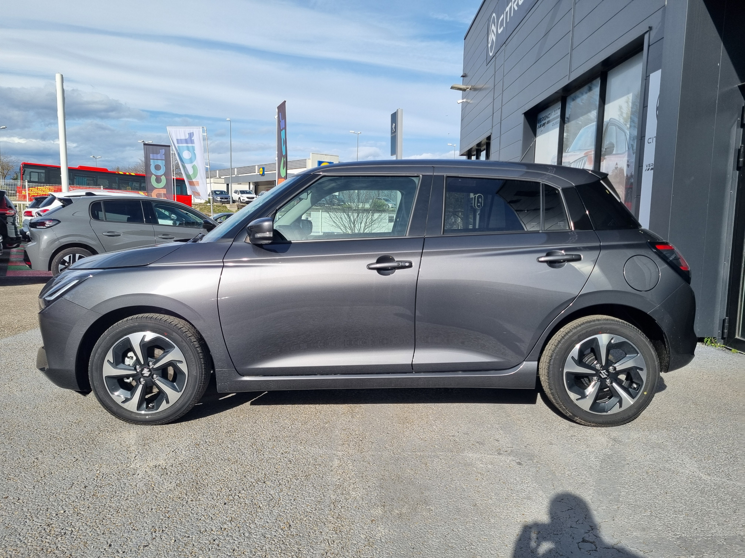 Suzuki Swift  VII 1.2 HYBRID PACK groupe Vergnon