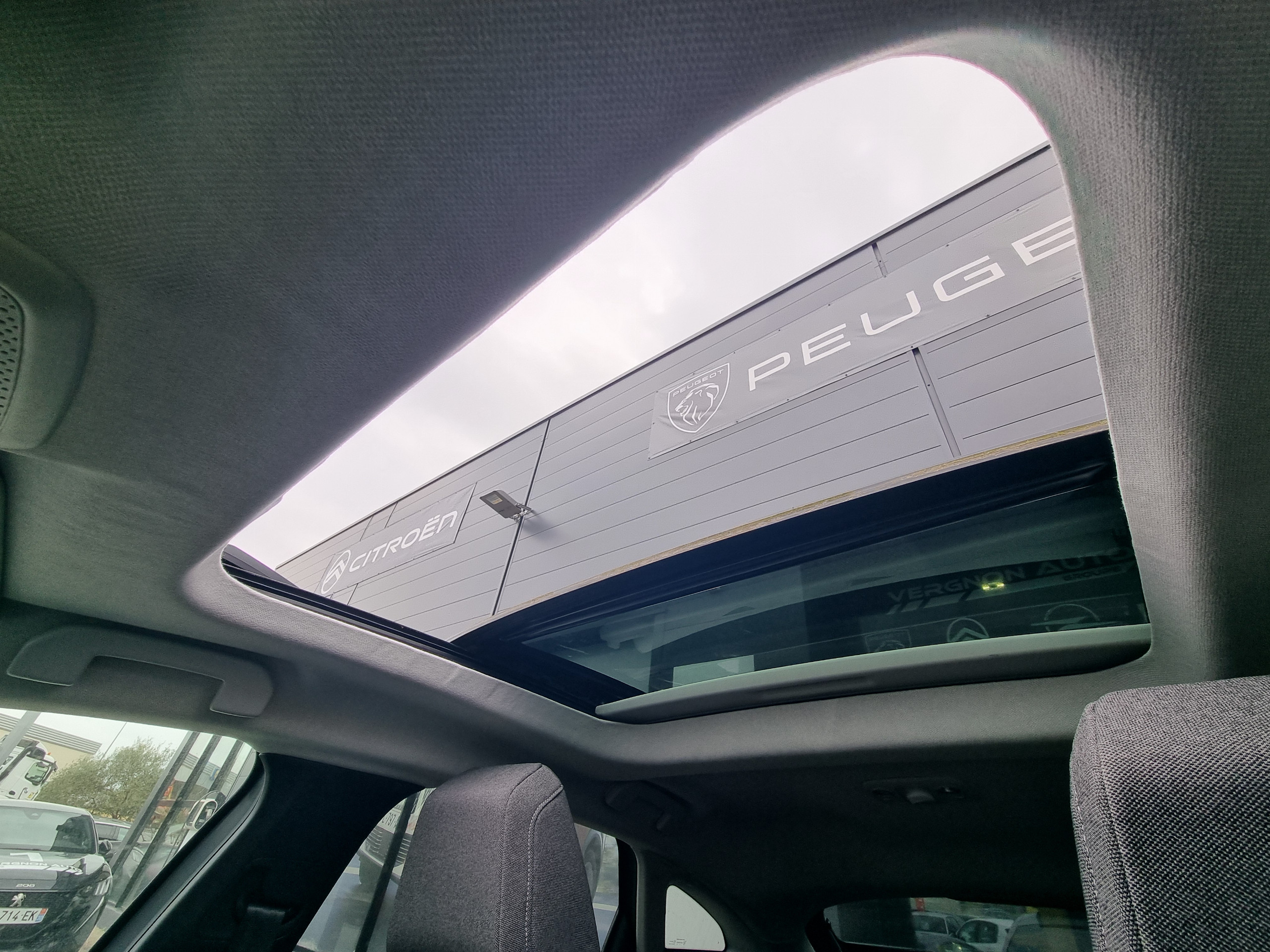 Citroën C4  III BlueHDi 110 S&S BVM6 Shine groupe Vergnon