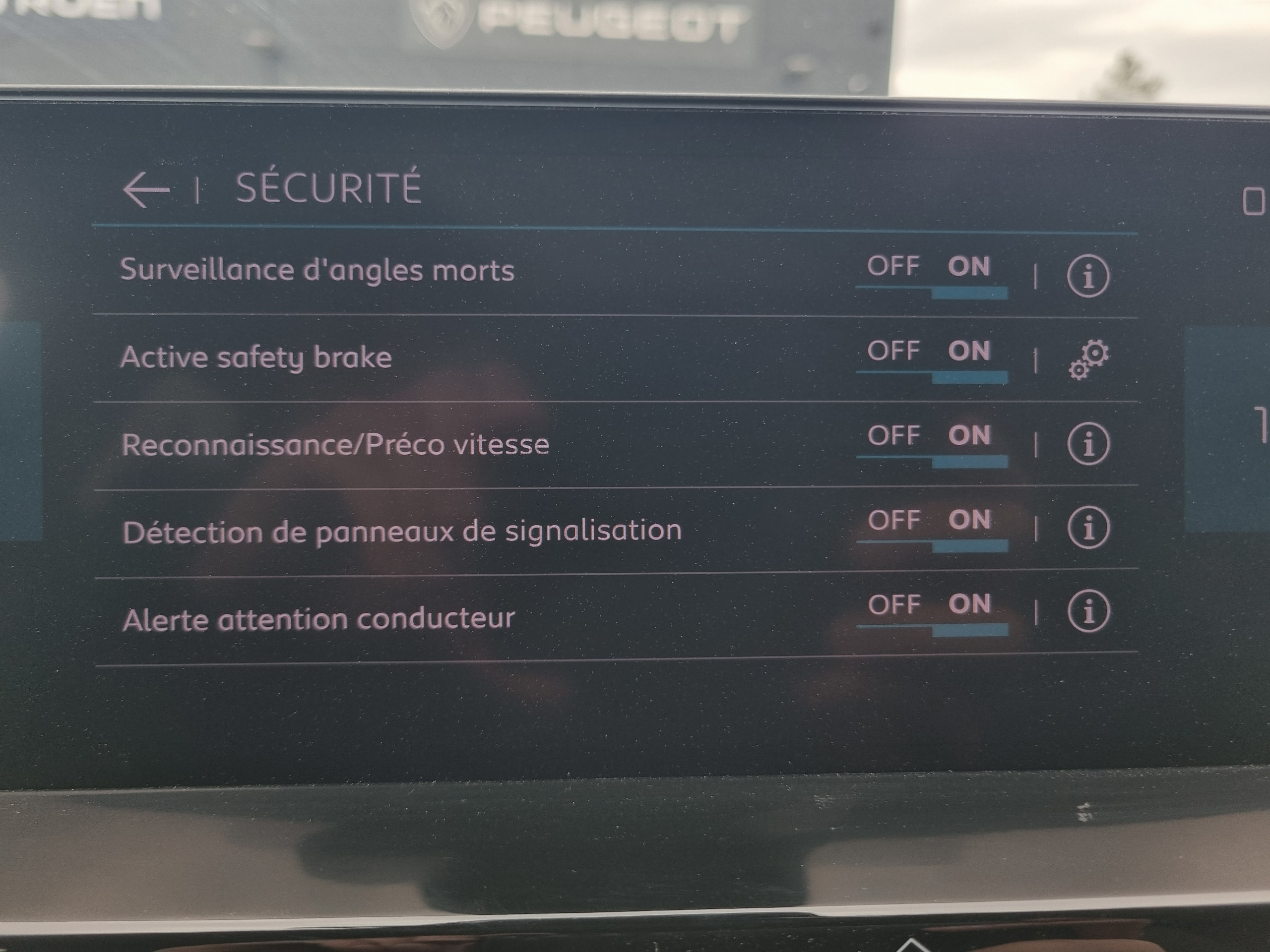 Citroën C4  III BlueHDi 110 S&S BVM6 Shine groupe Vergnon