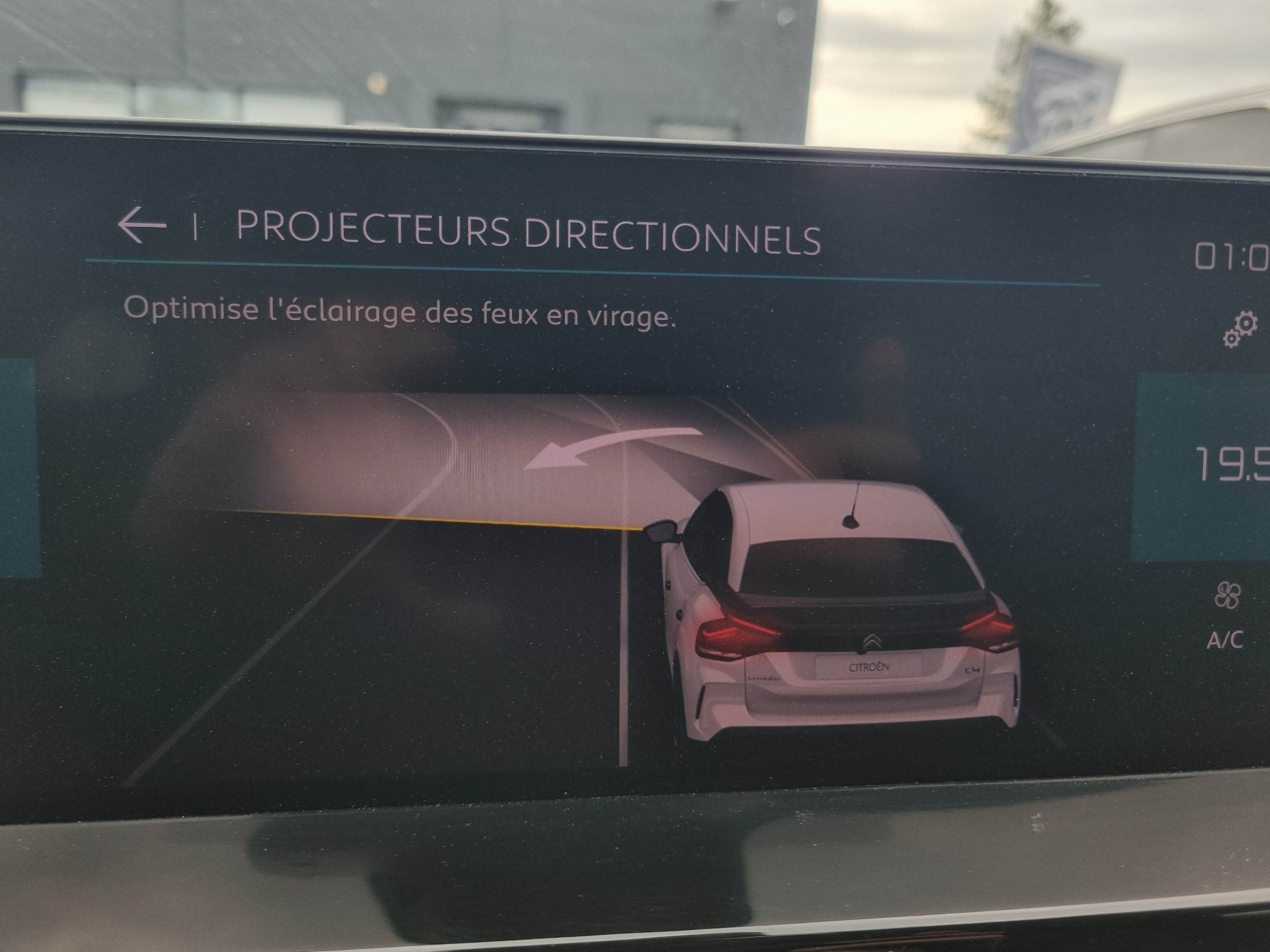 Citroën C4  III BlueHDi 110 S&S BVM6 Shine groupe Vergnon