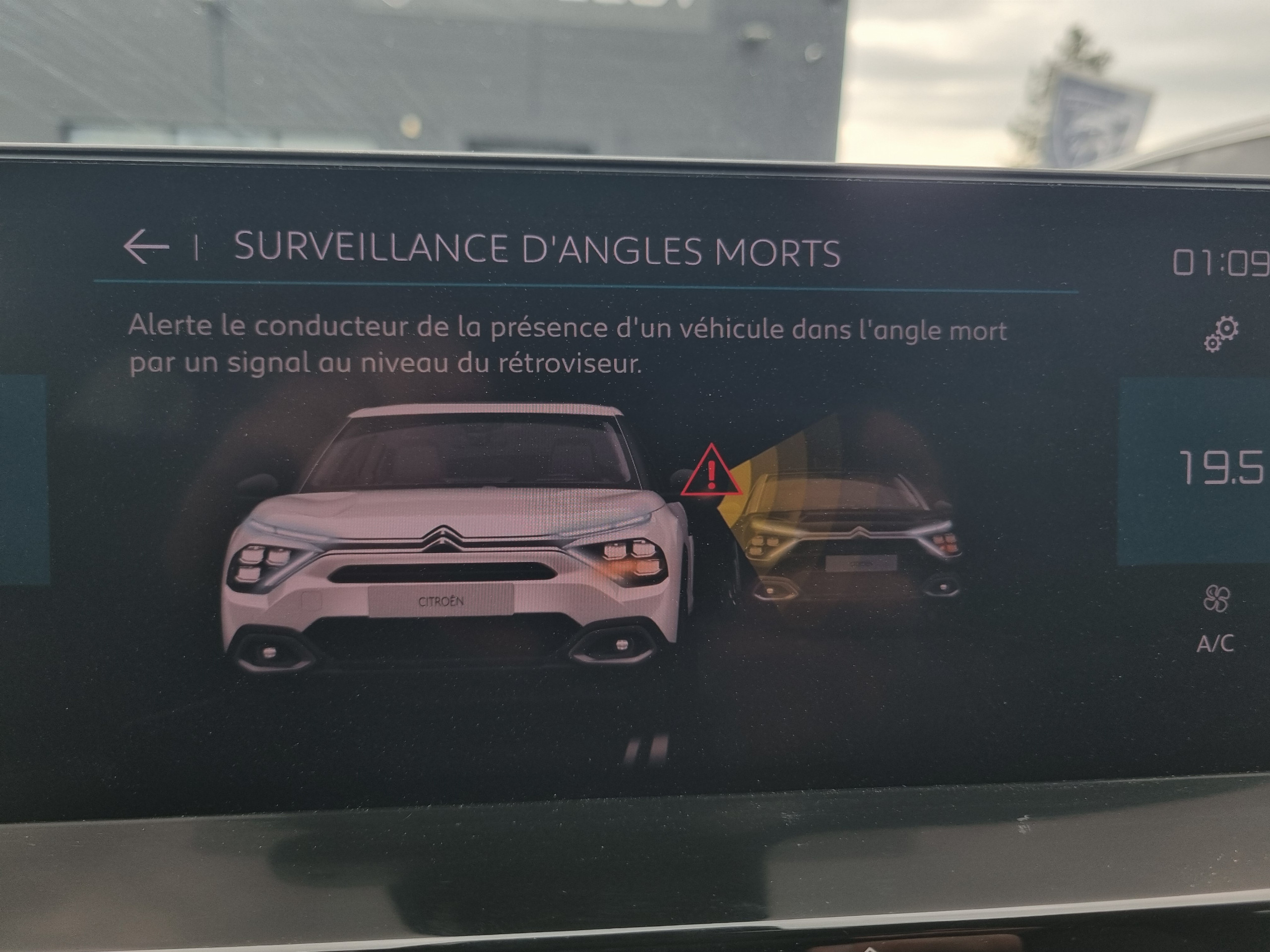 Citroën C4  III BlueHDi 110 S&S BVM6 Shine groupe Vergnon