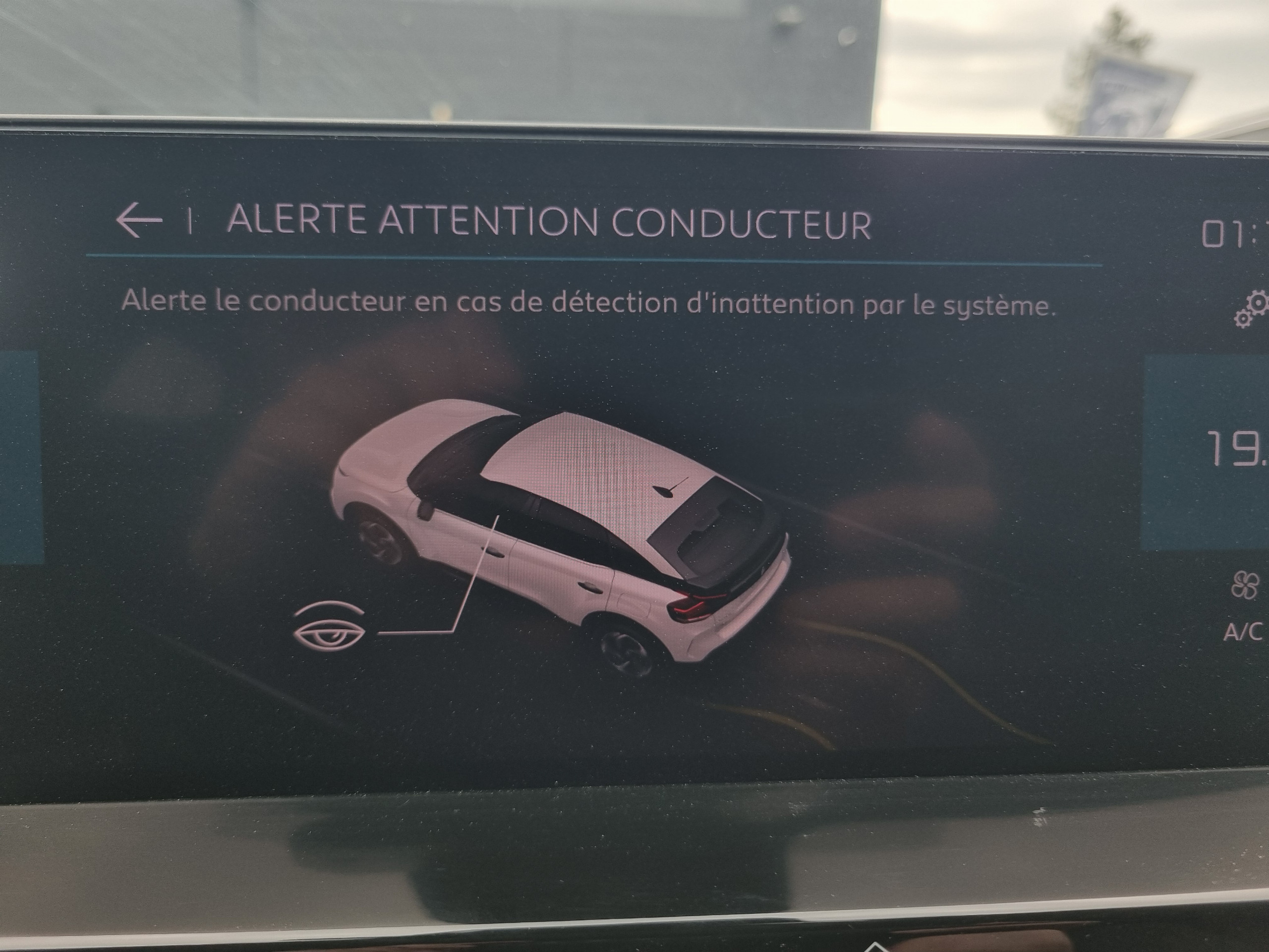 Citroën C4  III BlueHDi 110 S&S BVM6 Shine groupe Vergnon