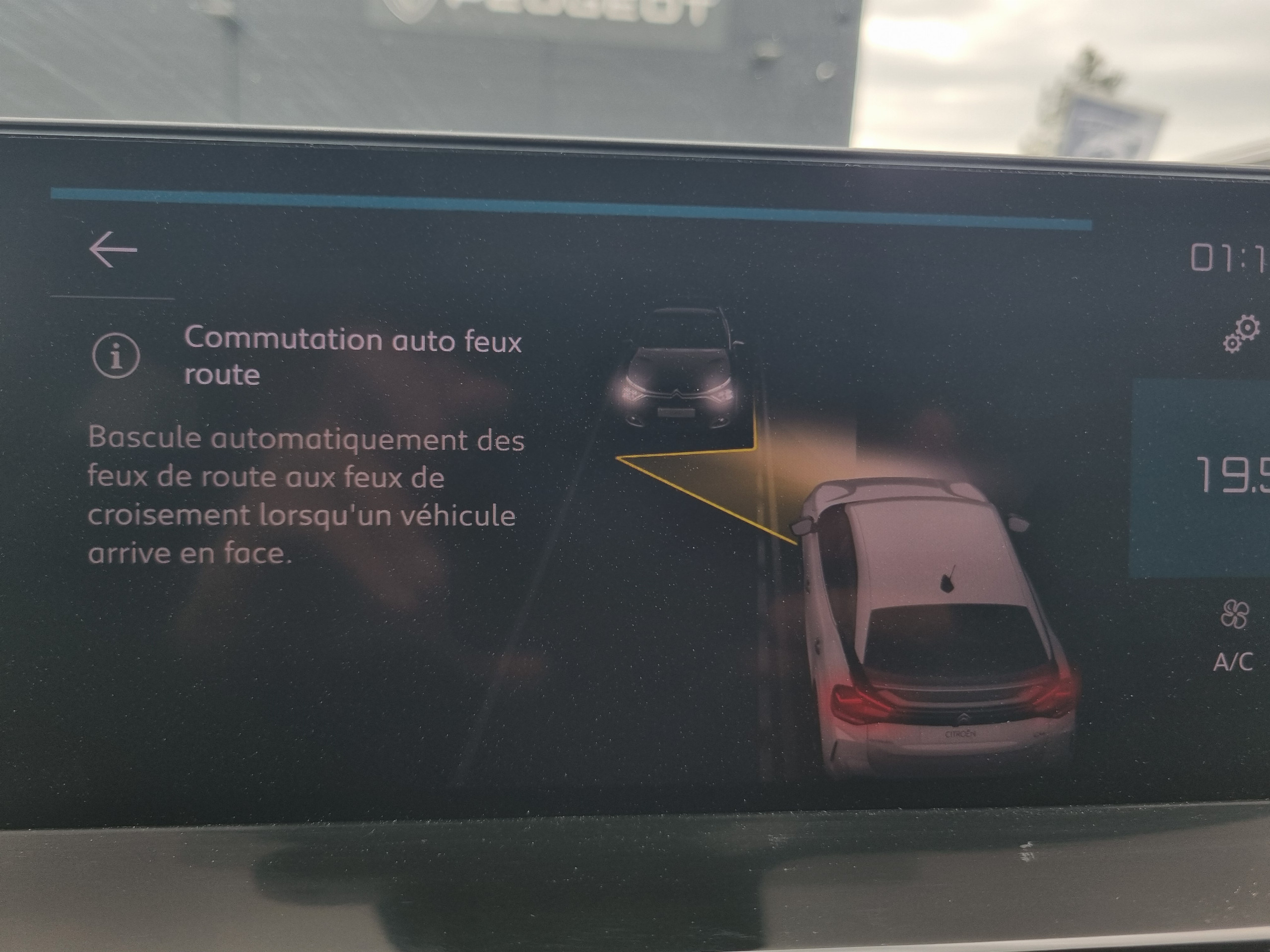 Citroën C4  III BlueHDi 110 S&S BVM6 Shine groupe Vergnon