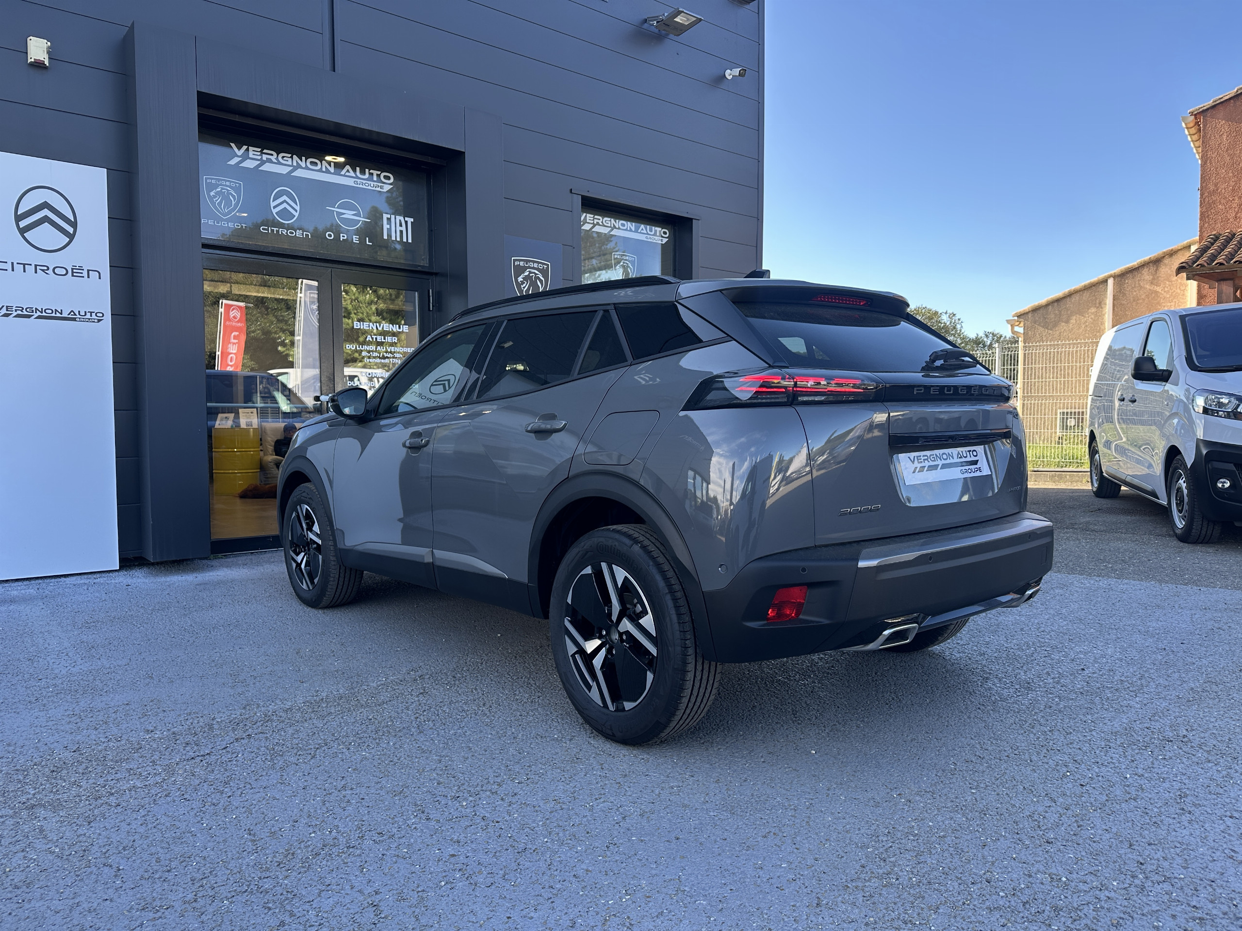 Peugeot 2008  II Hybrid 145 e-DCS6 ALLURE groupe Vergnon