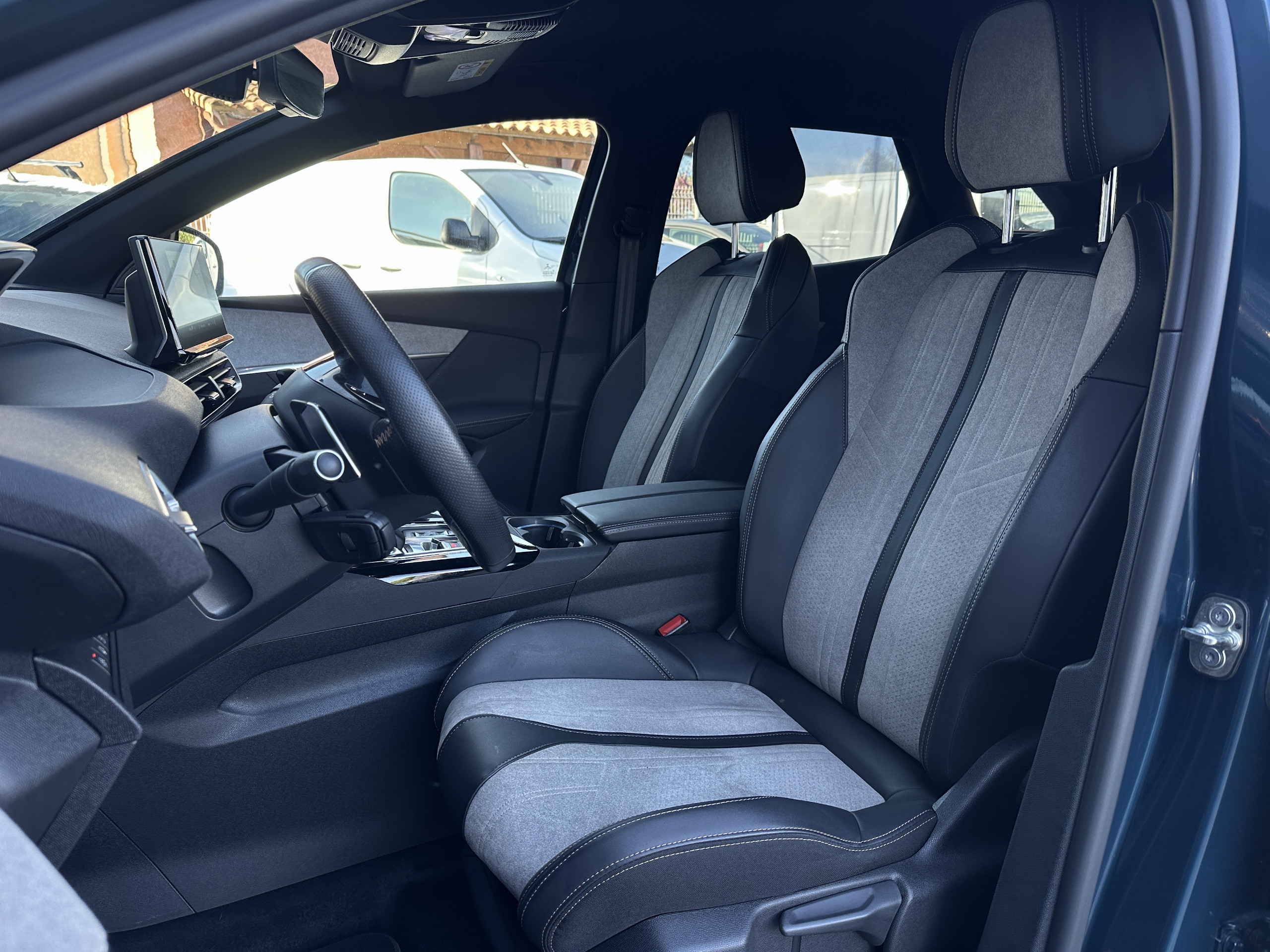 Peugeot 3008  II 1.6 HYBRID 225 E-EAT8 GT groupe Vergnon