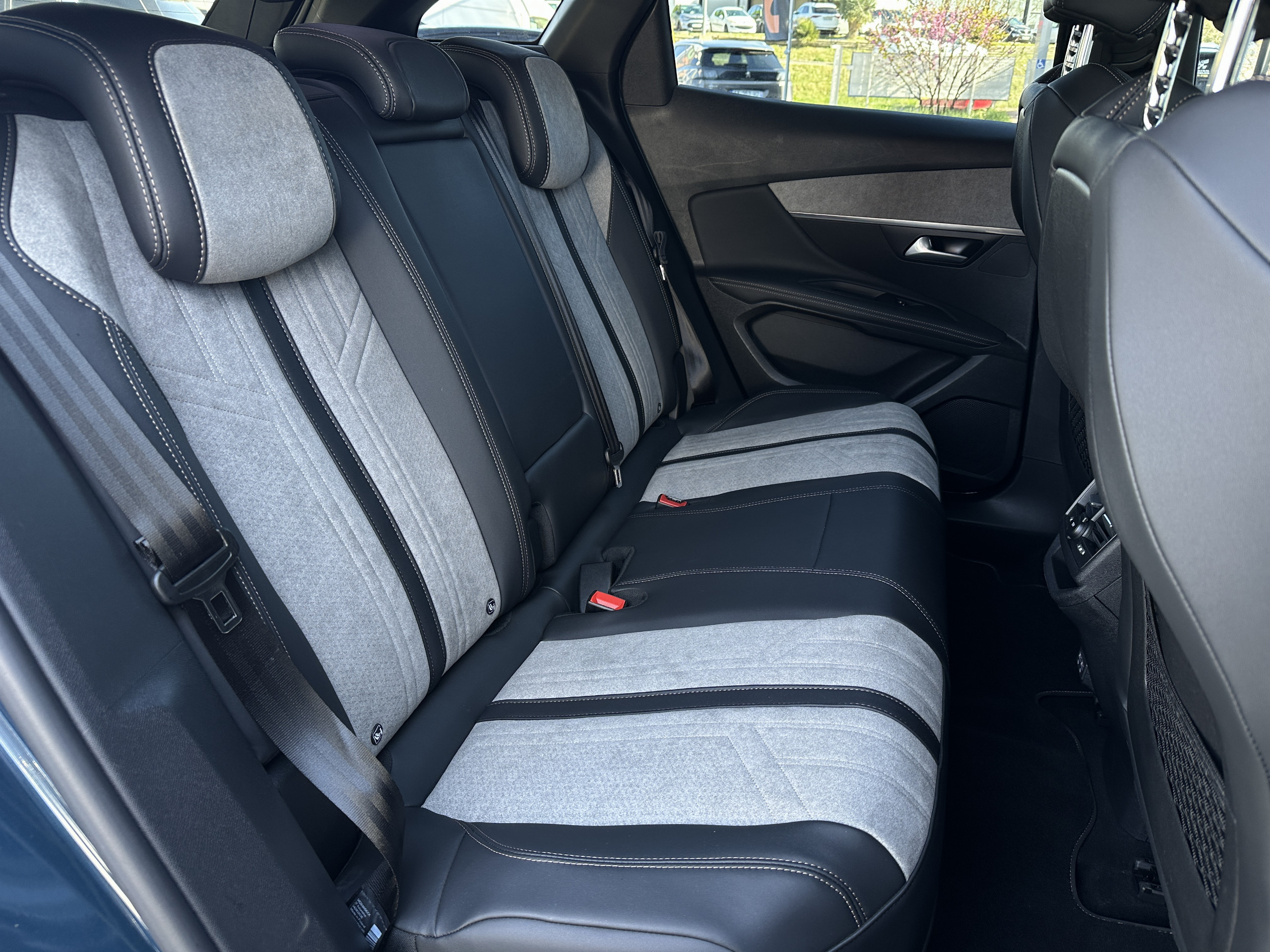 Peugeot 3008  II 1.6 HYBRID 225 E-EAT8 GT groupe Vergnon