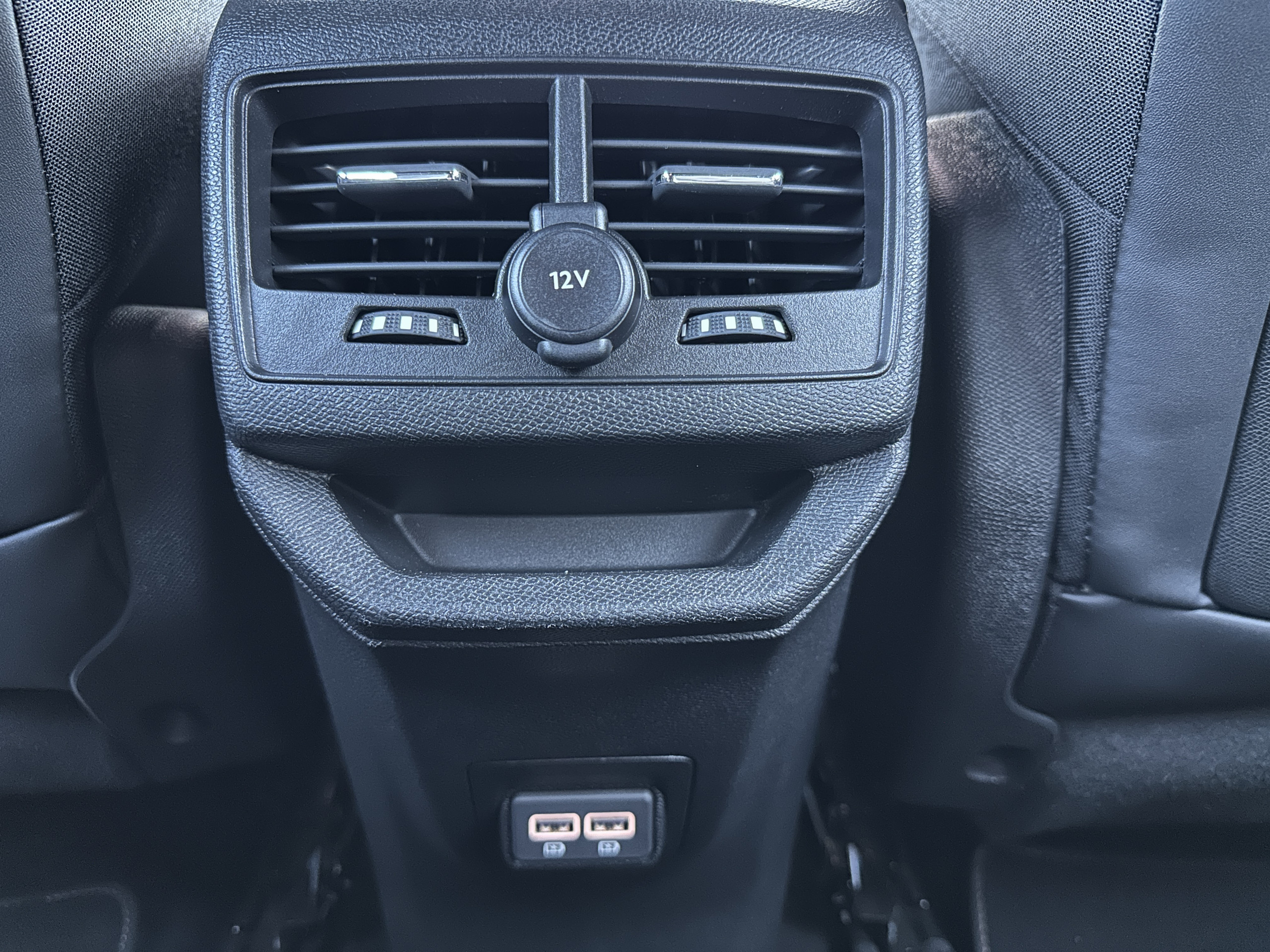 Peugeot 3008  II 1.6 HYBRID 225 E-EAT8 GT groupe Vergnon