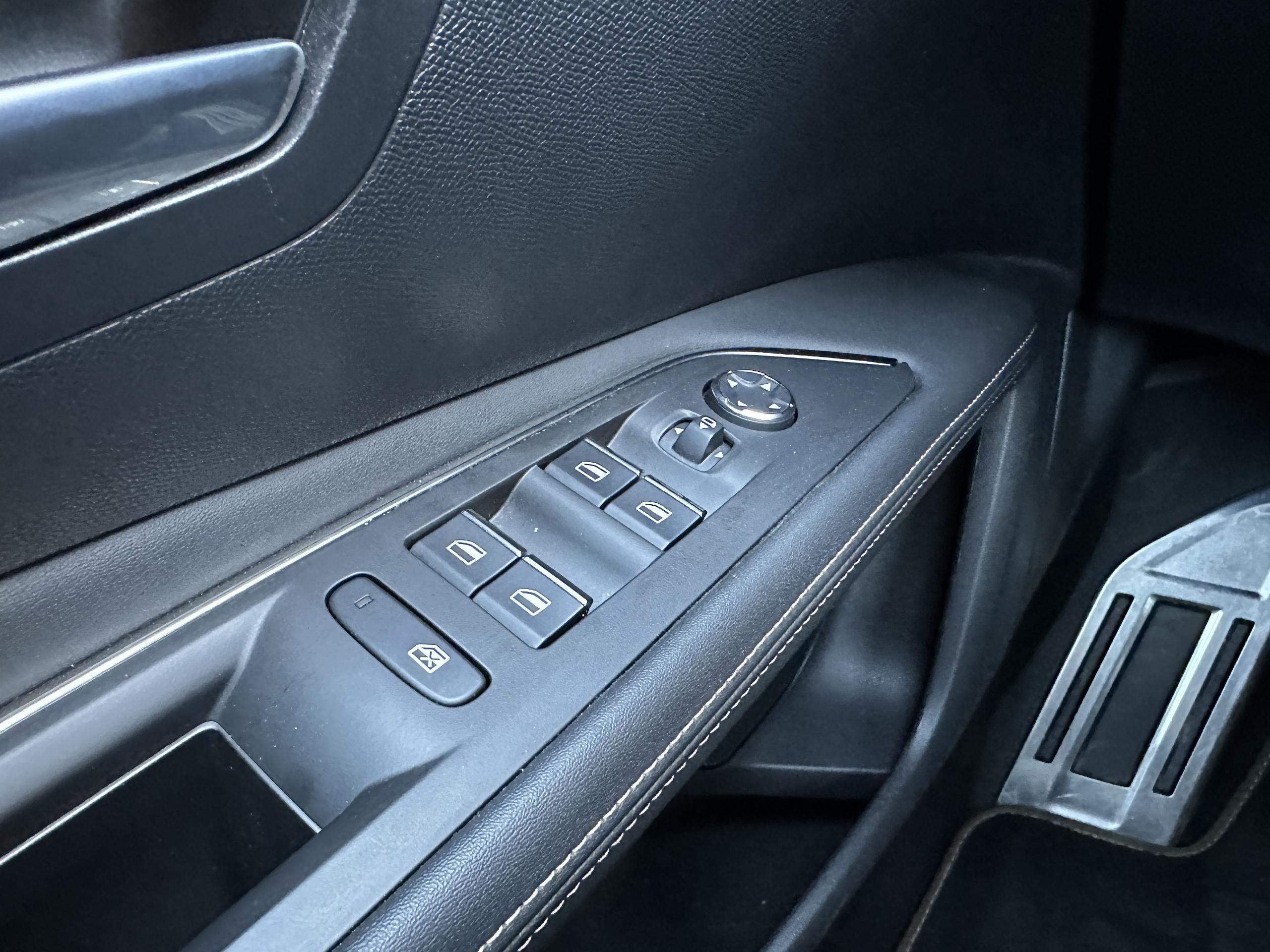 Peugeot 3008  II 1.6 HYBRID 225 E-EAT8 GT groupe Vergnon