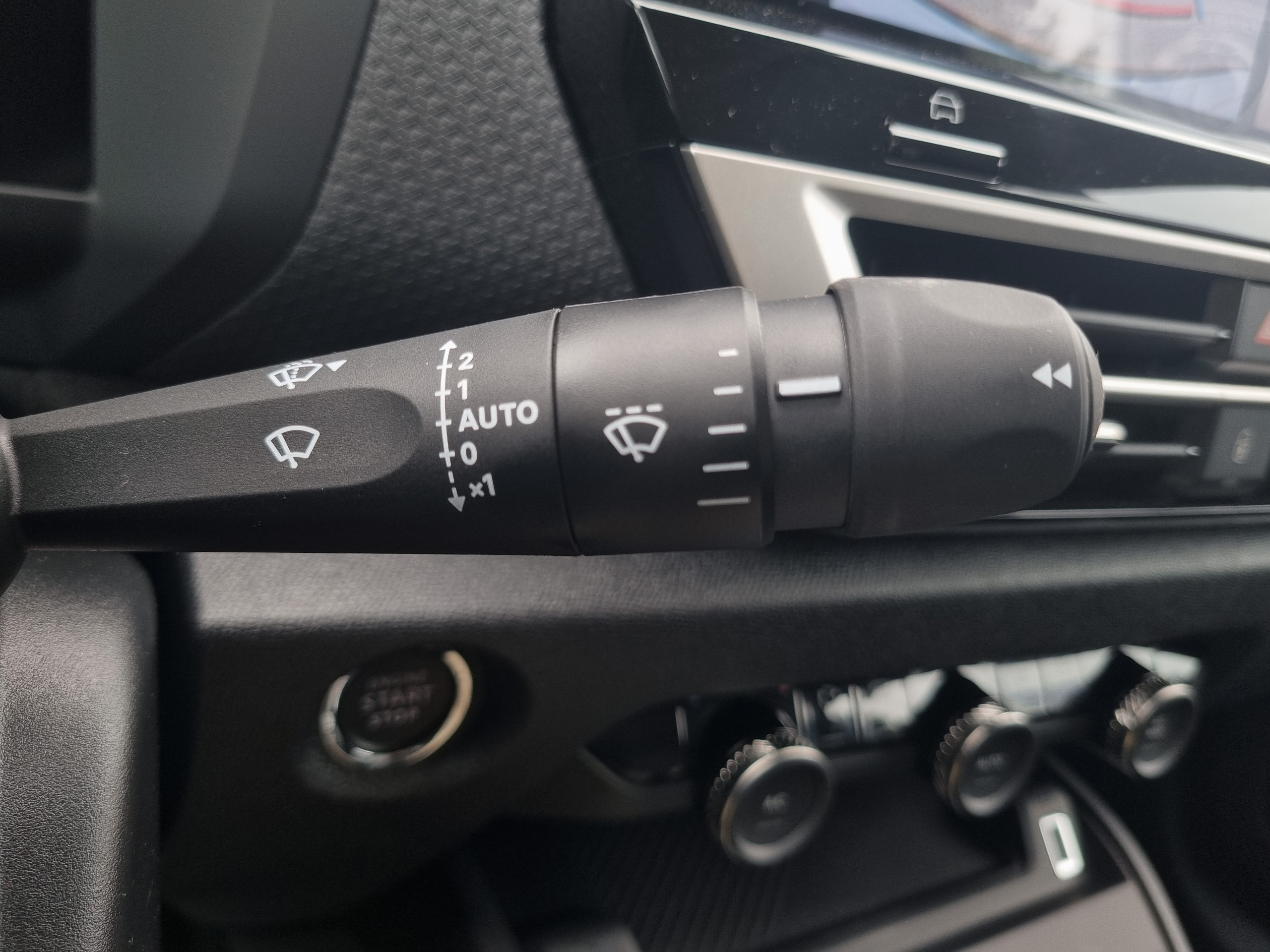 Citroën Ë-C4  III e 136 ch (100 kW) Auto MAX groupe Vergnon