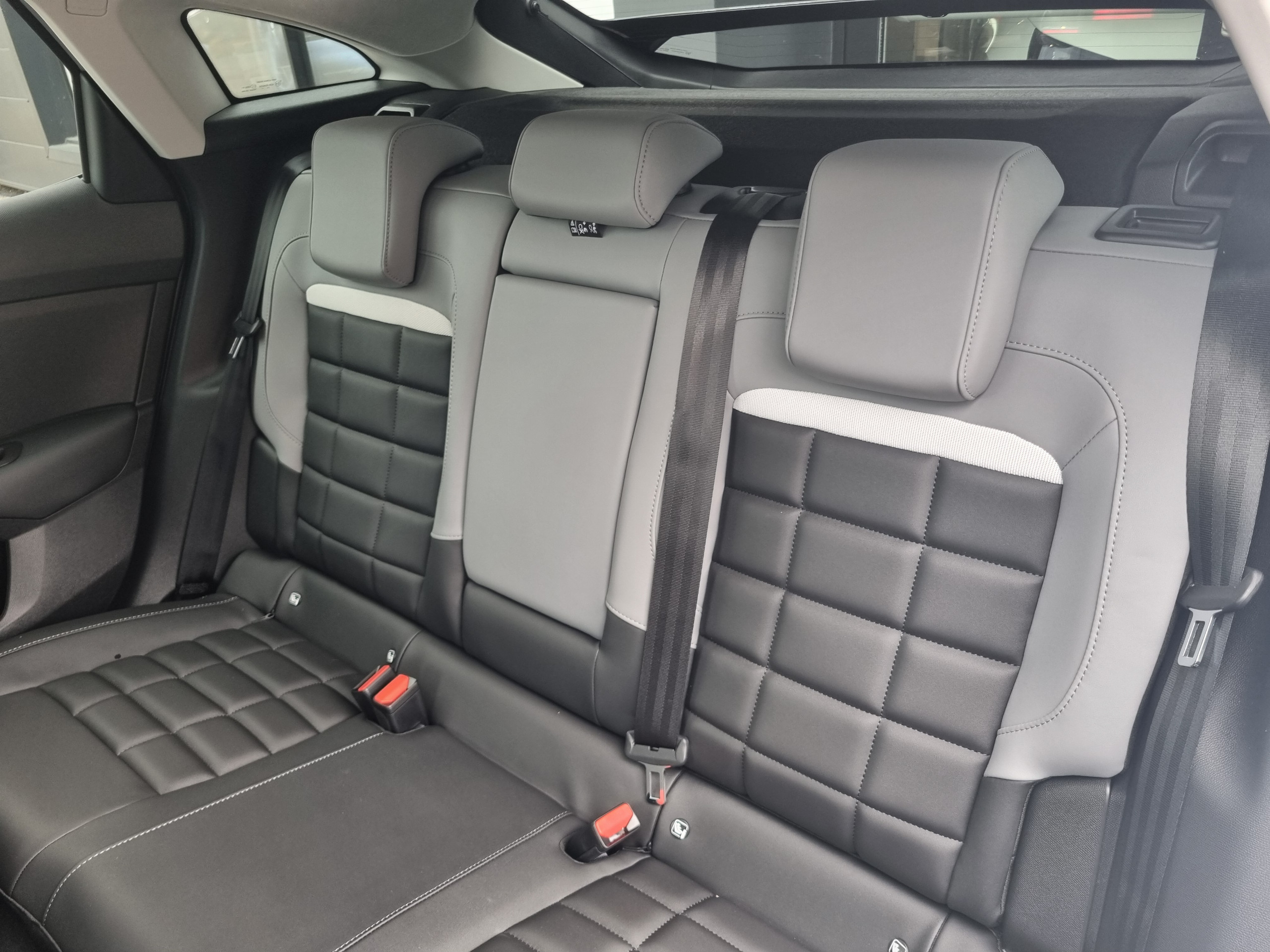 Citroën Ë-C4  III e 136 ch (100 kW) Auto MAX groupe Vergnon