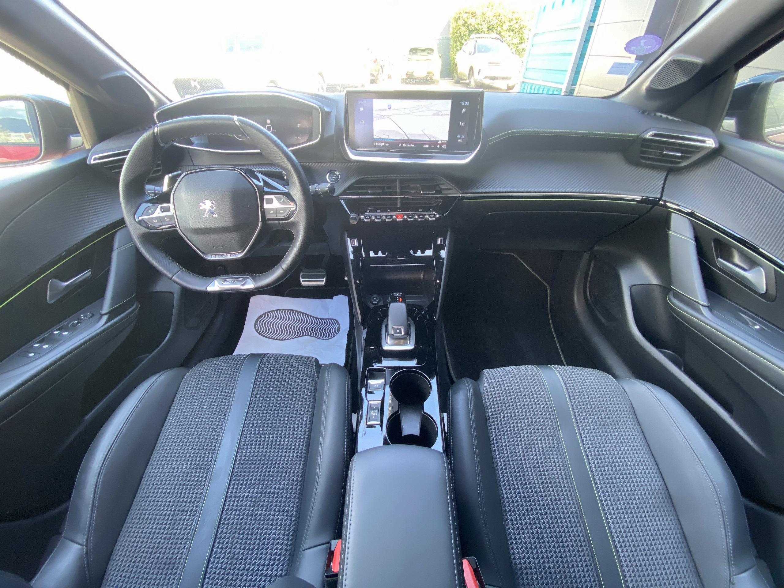 Peugeot 208  II Puretech 100 S&S EAT8 GT Line groupe Vergnon