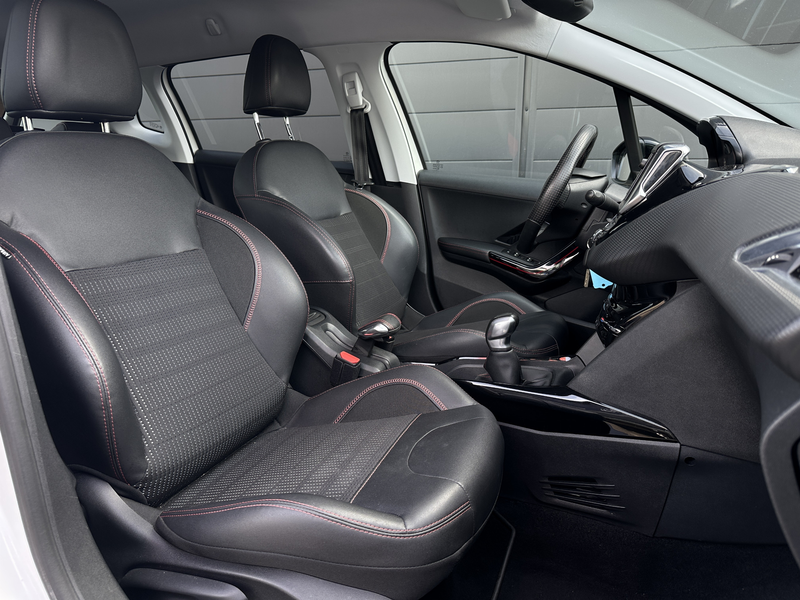 Peugeot 2008 1.2 Puretech 110 S&S GT LINE groupe Vergnon