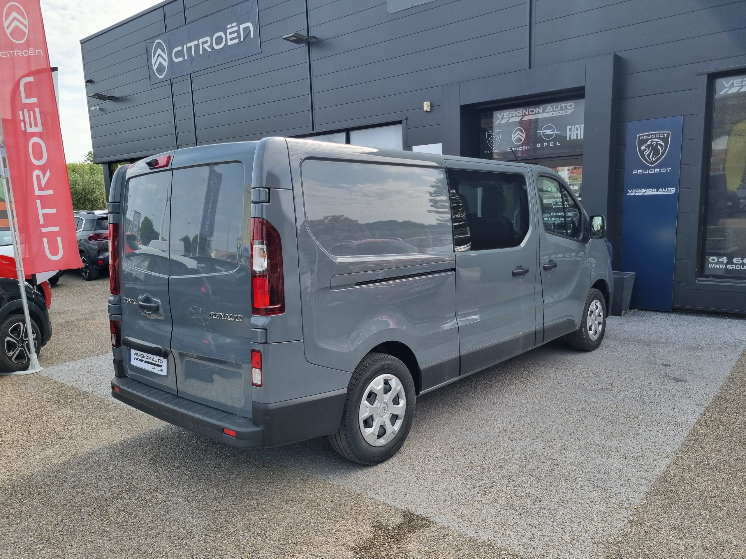 Renault Trafic  III CA GCF L2H1 3T Blue dCi 150 EDC groupe Vergnon