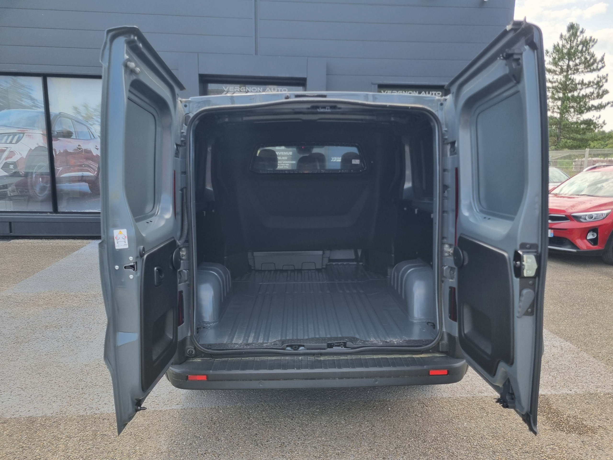 Renault Trafic  III CA GCF L2H1 3T Blue dCi 150 EDC groupe Vergnon