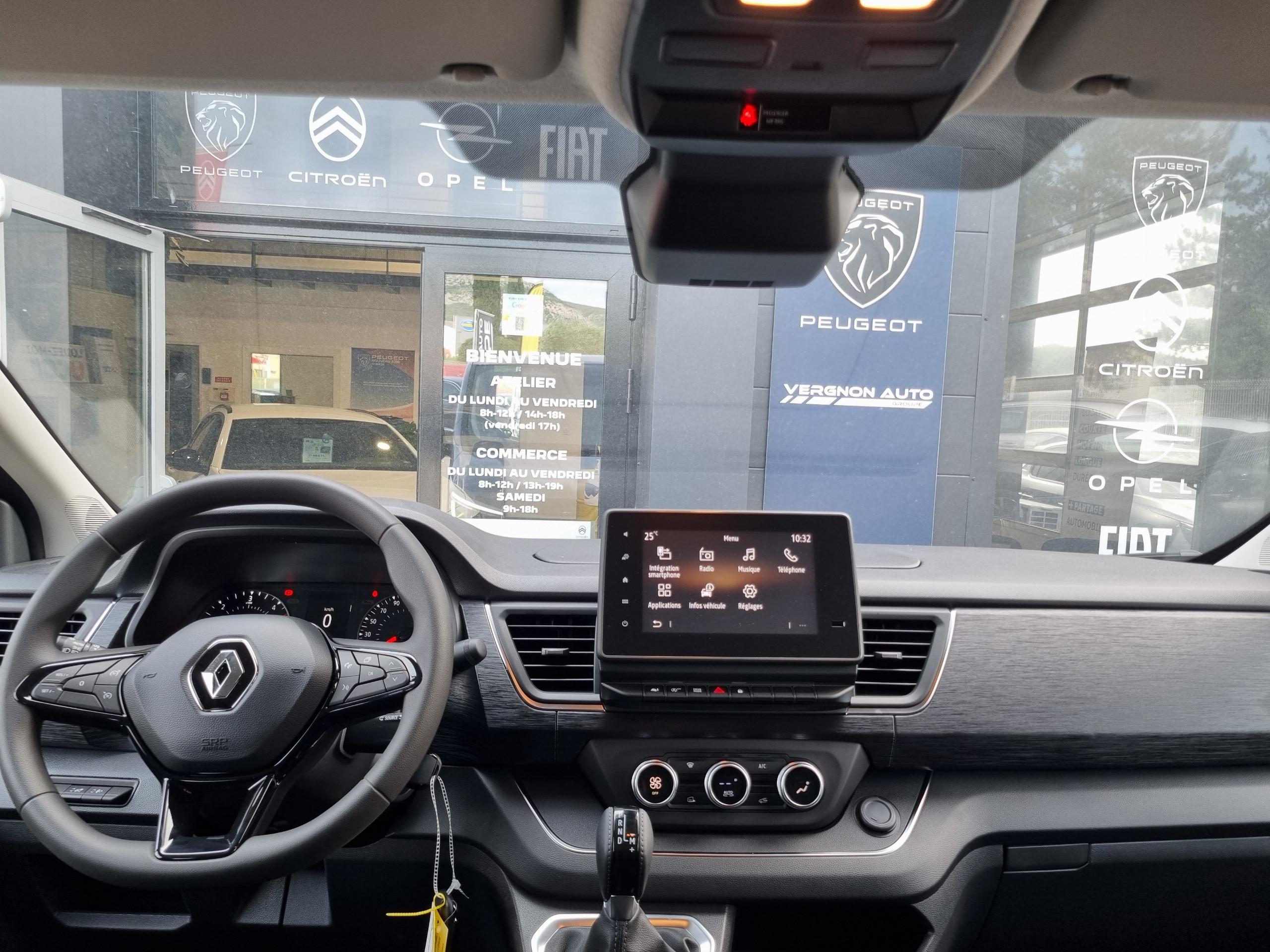 Renault Trafic  III CA GCF L2H1 3T Blue dCi 150 EDC groupe Vergnon