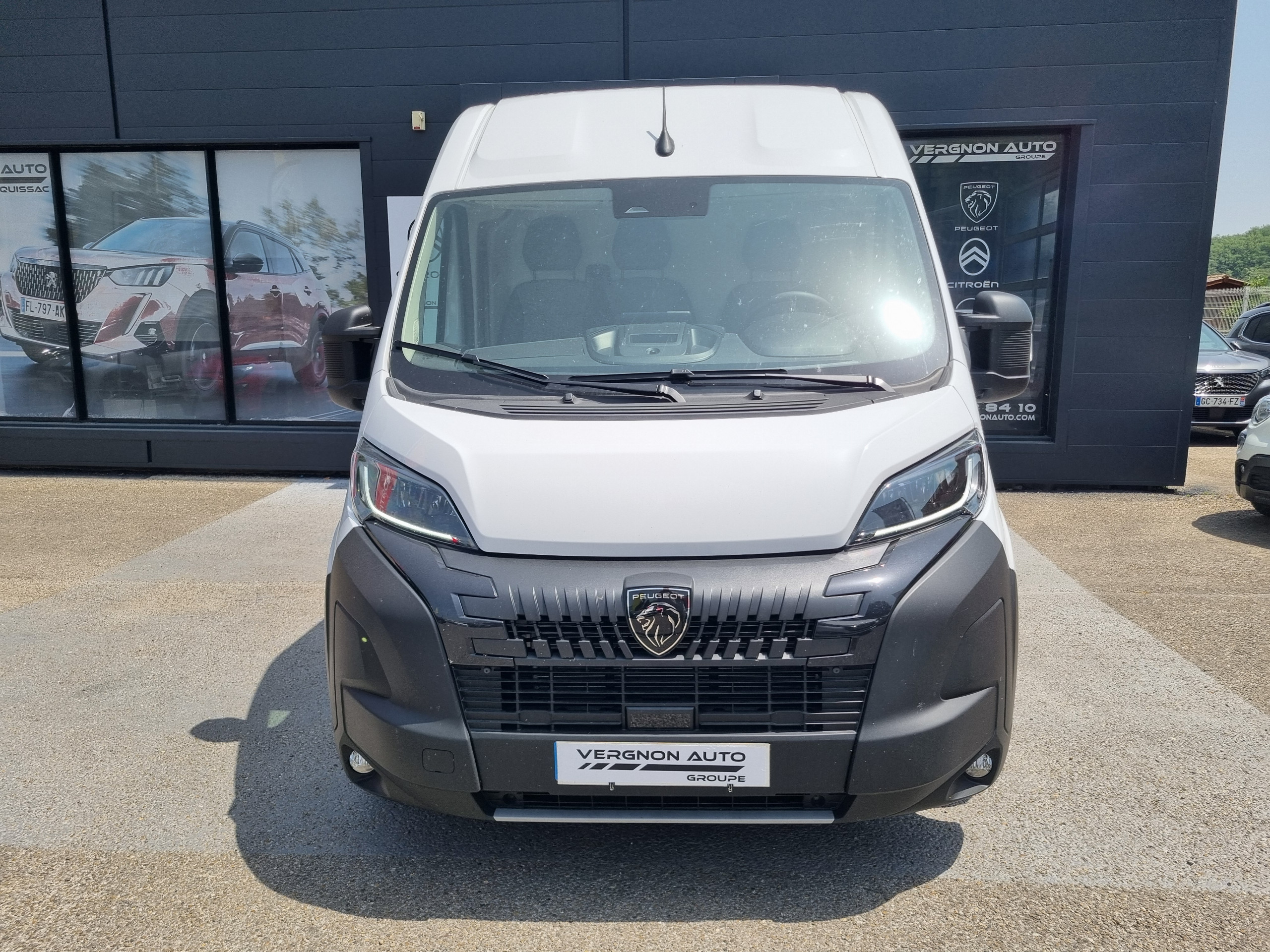 Peugeot Boxer  II 2.2 140 CH S&S BVA8 3.5T L2H2 groupe Vergnon