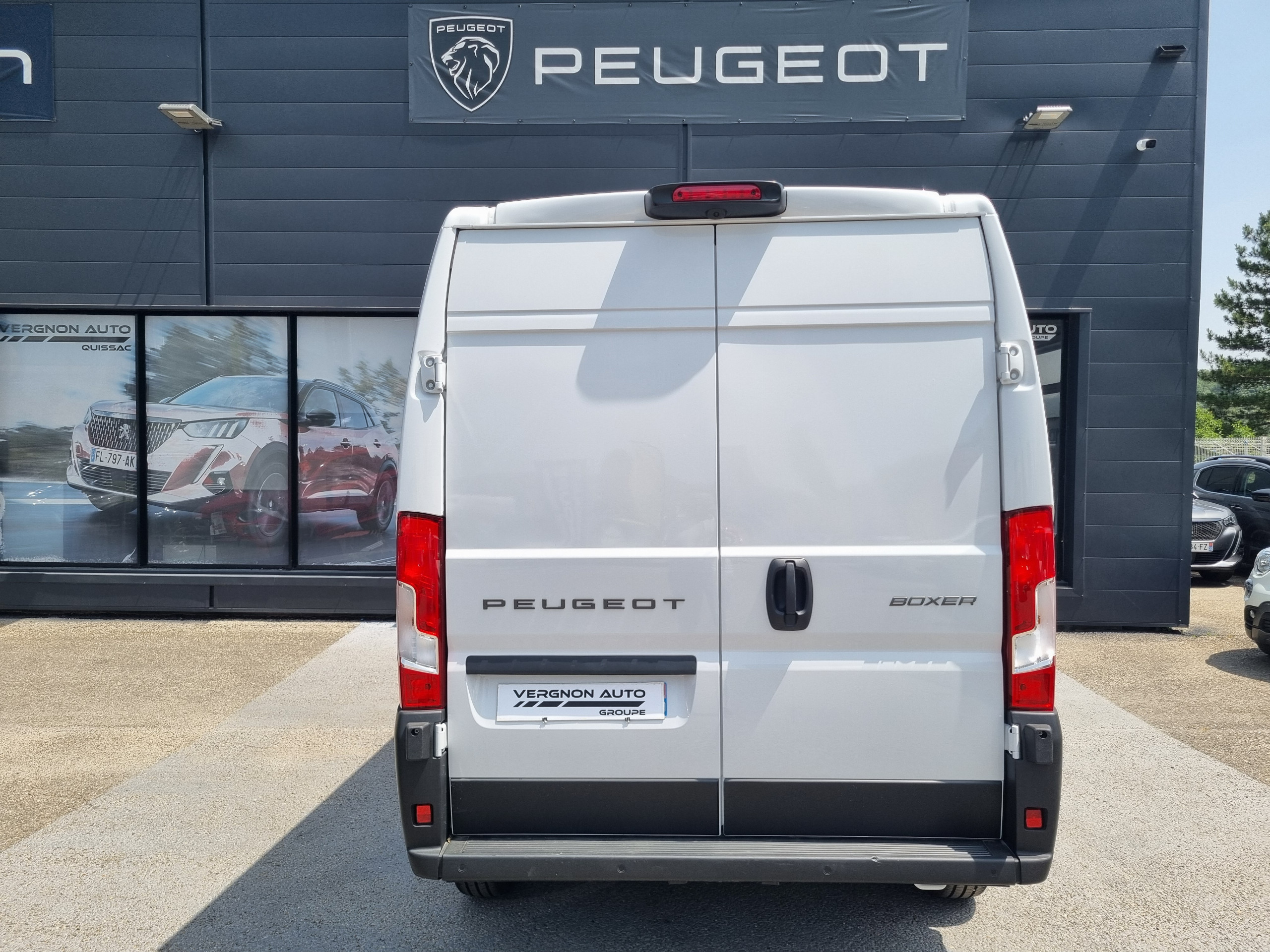 Peugeot Boxer  II 2.2 140 CH S&S BVA8 3.5T L2H2 groupe Vergnon