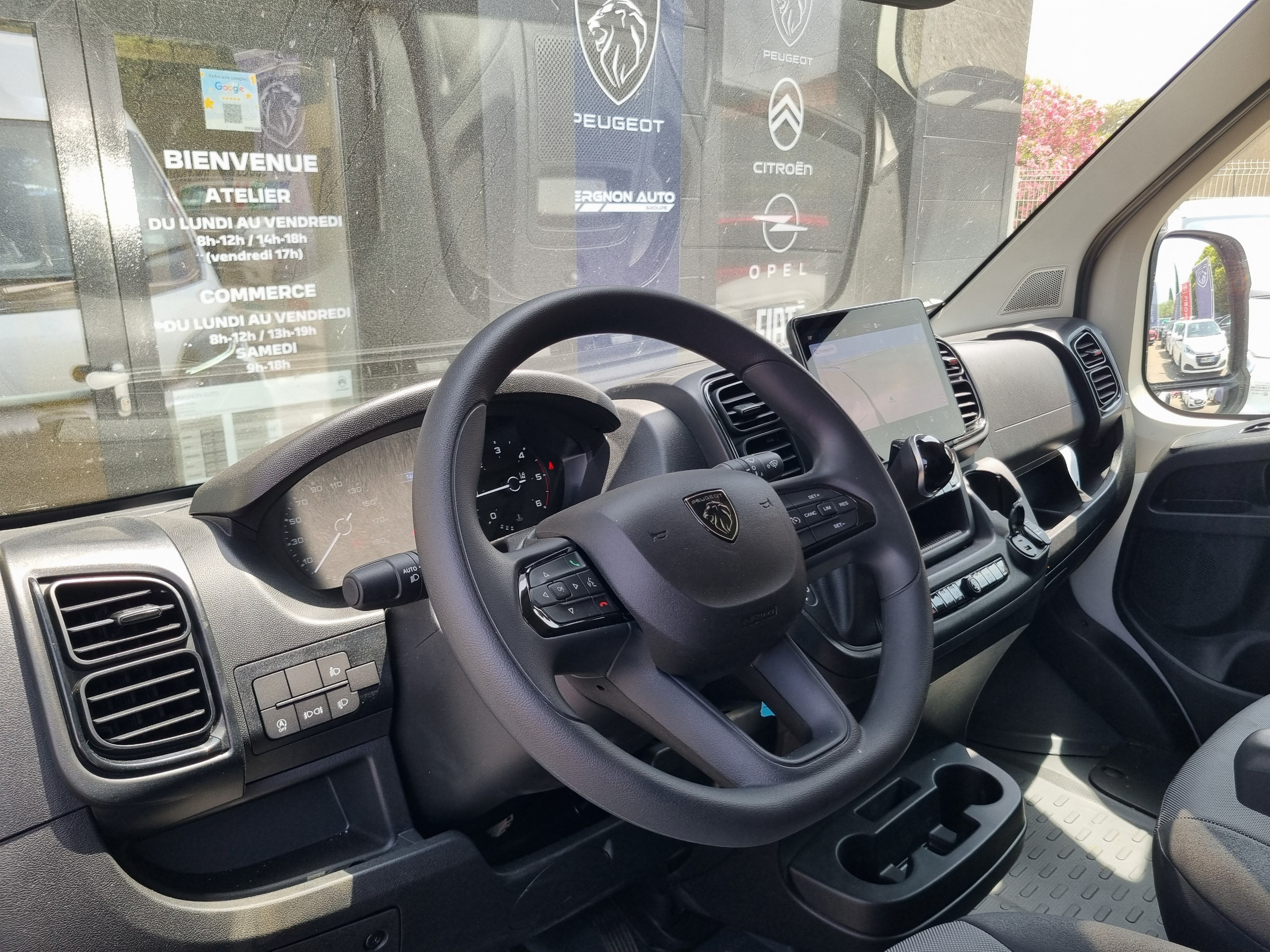 Peugeot Boxer  II 2.2 140 CH S&S BVA8 3.5T L2H2 groupe Vergnon