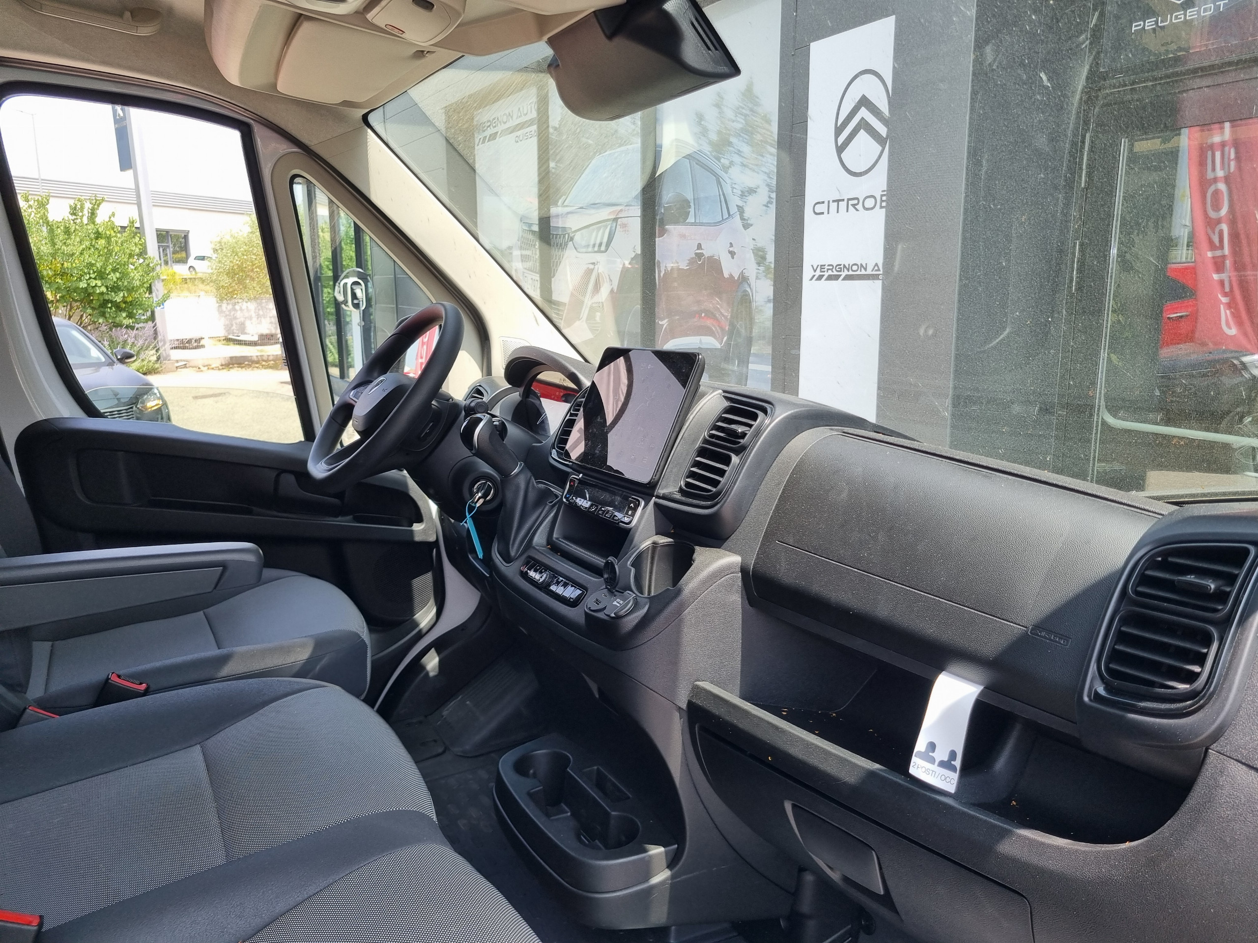 Peugeot Boxer  II 2.2 140 CH S&S BVA8 3.5T L2H2 groupe Vergnon