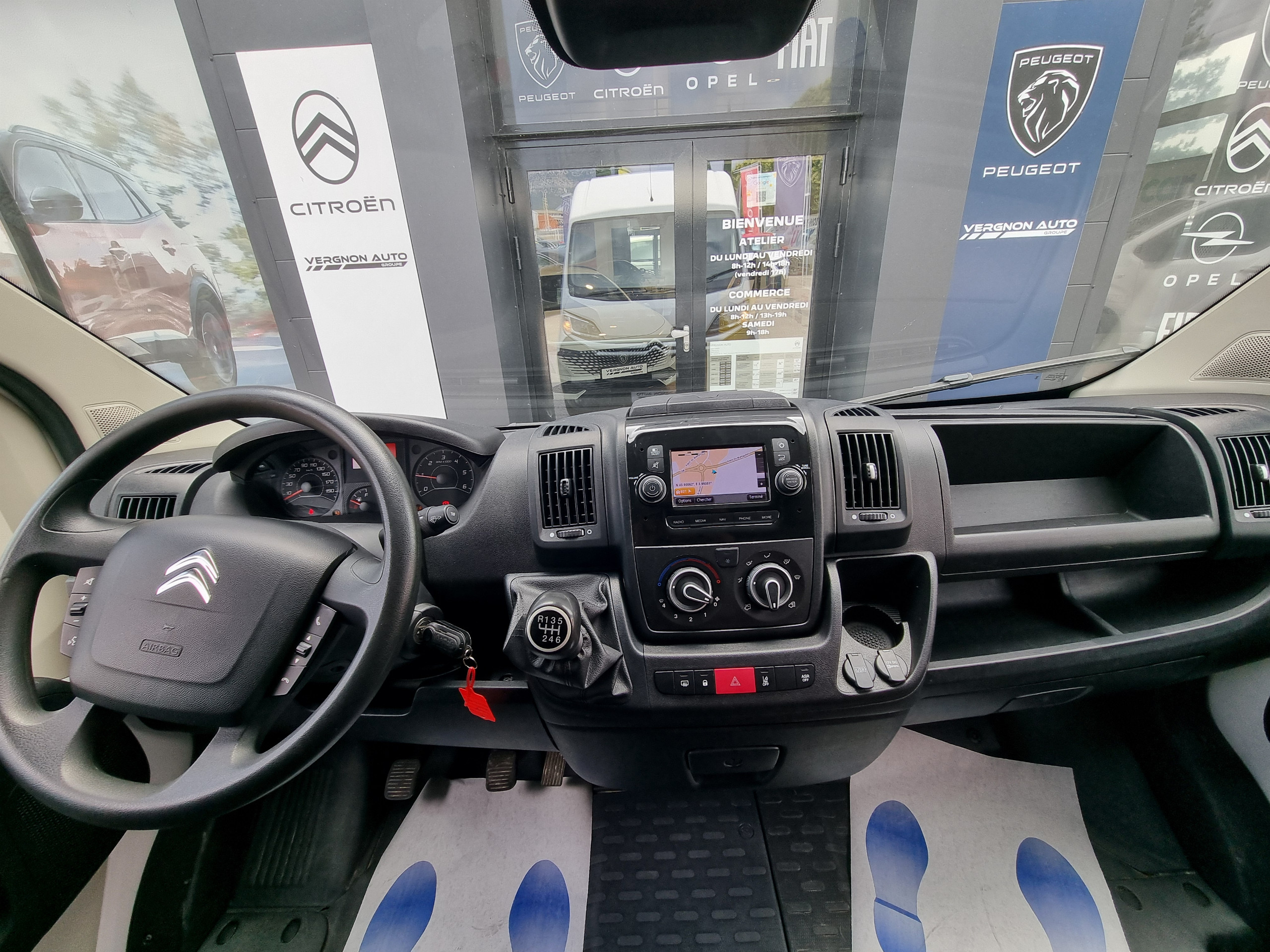 Citroën Jumper  II 33 L2H2 BlueHDi 140 S&S BVM6 Driver groupe Vergnon