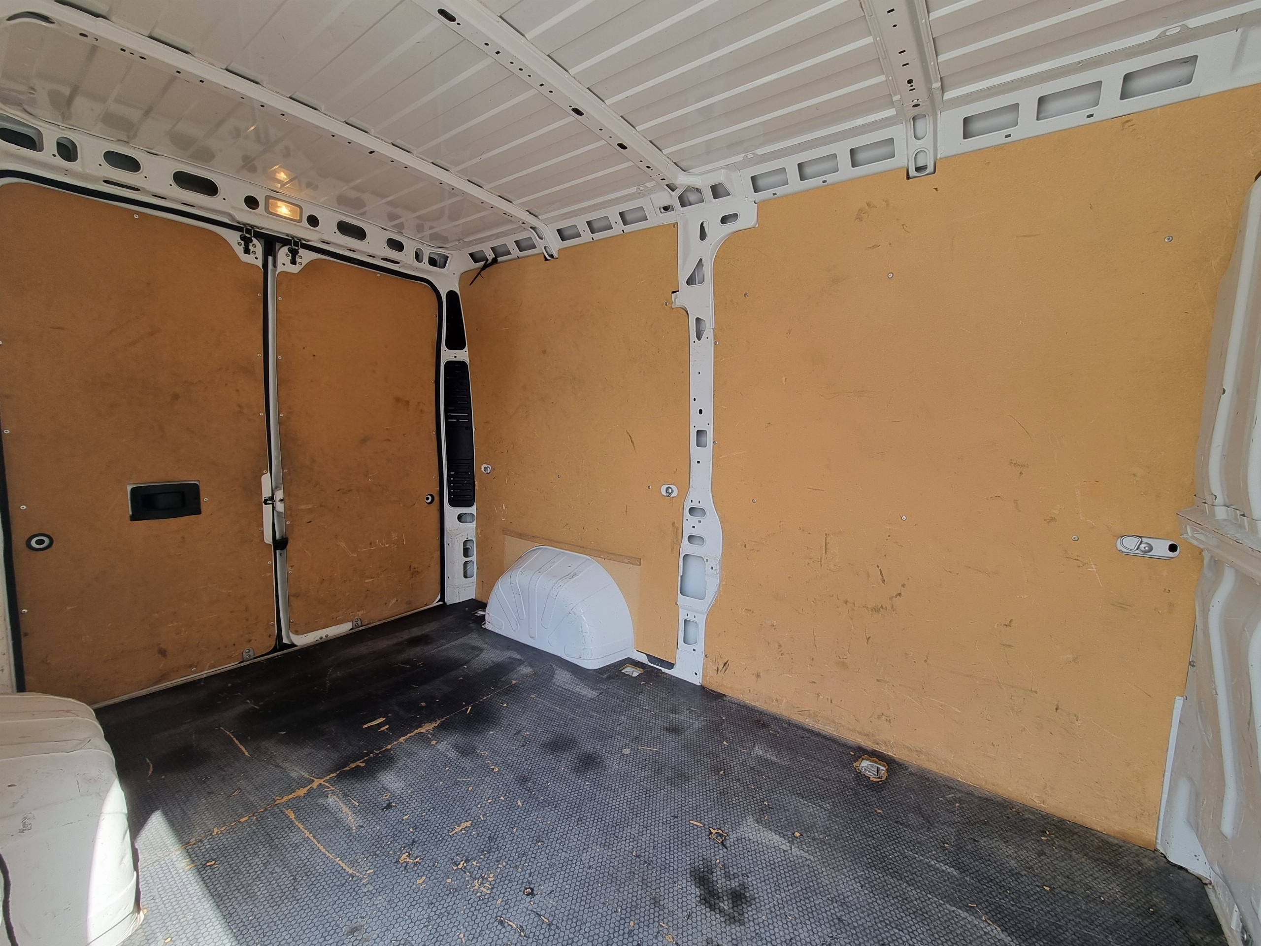 Citroën Jumper  II 33 L2H2 BlueHDi 140 S&S BVM6 Driver groupe Vergnon