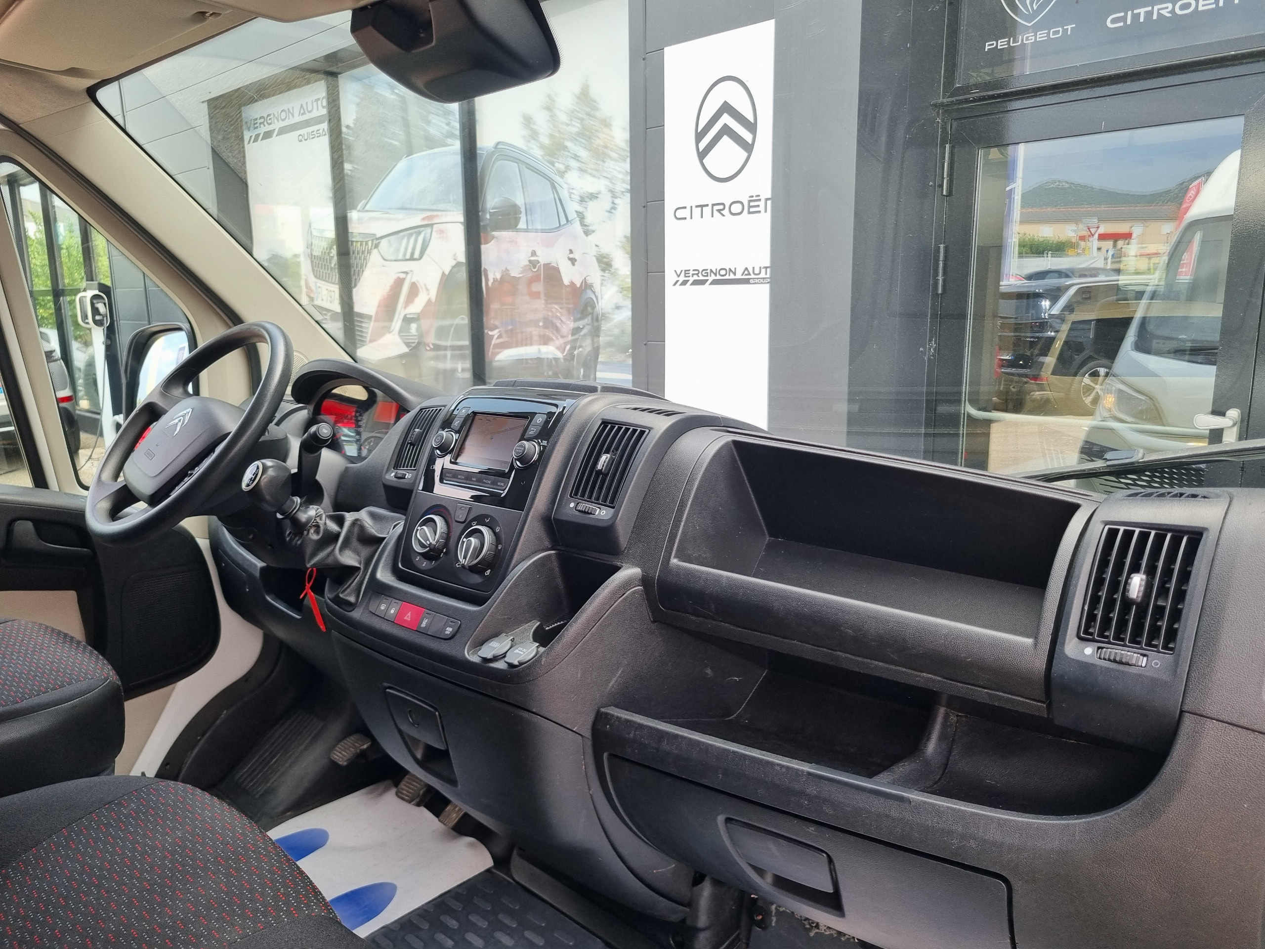 Citroën Jumper  II 33 L2H2 BlueHDi 140 S&S BVM6 Driver groupe Vergnon