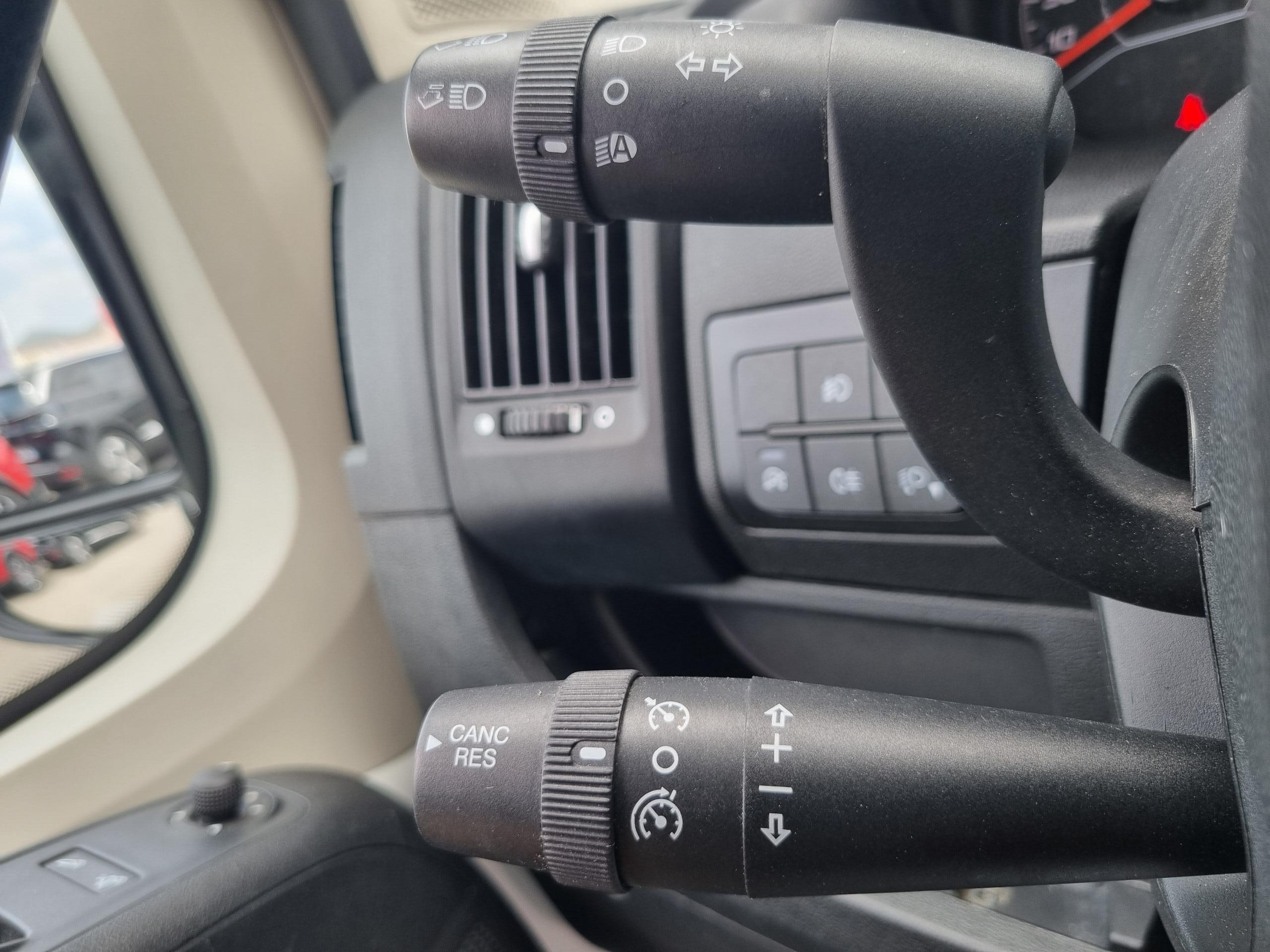 Citroën Jumper  II 33 L2H2 BlueHDi 140 S&S BVM6 Driver groupe Vergnon