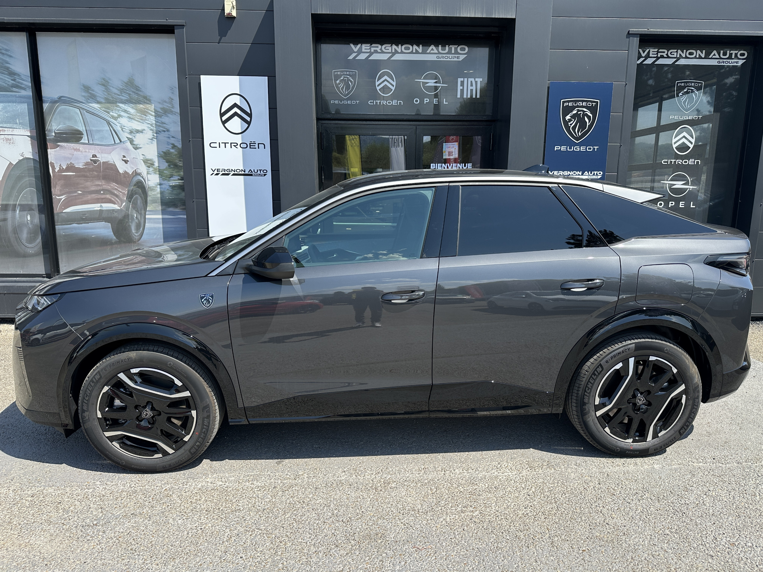 Peugeot e-3008  III Electrique 210 ch Batterie 73 kWh GT groupe Vergnon