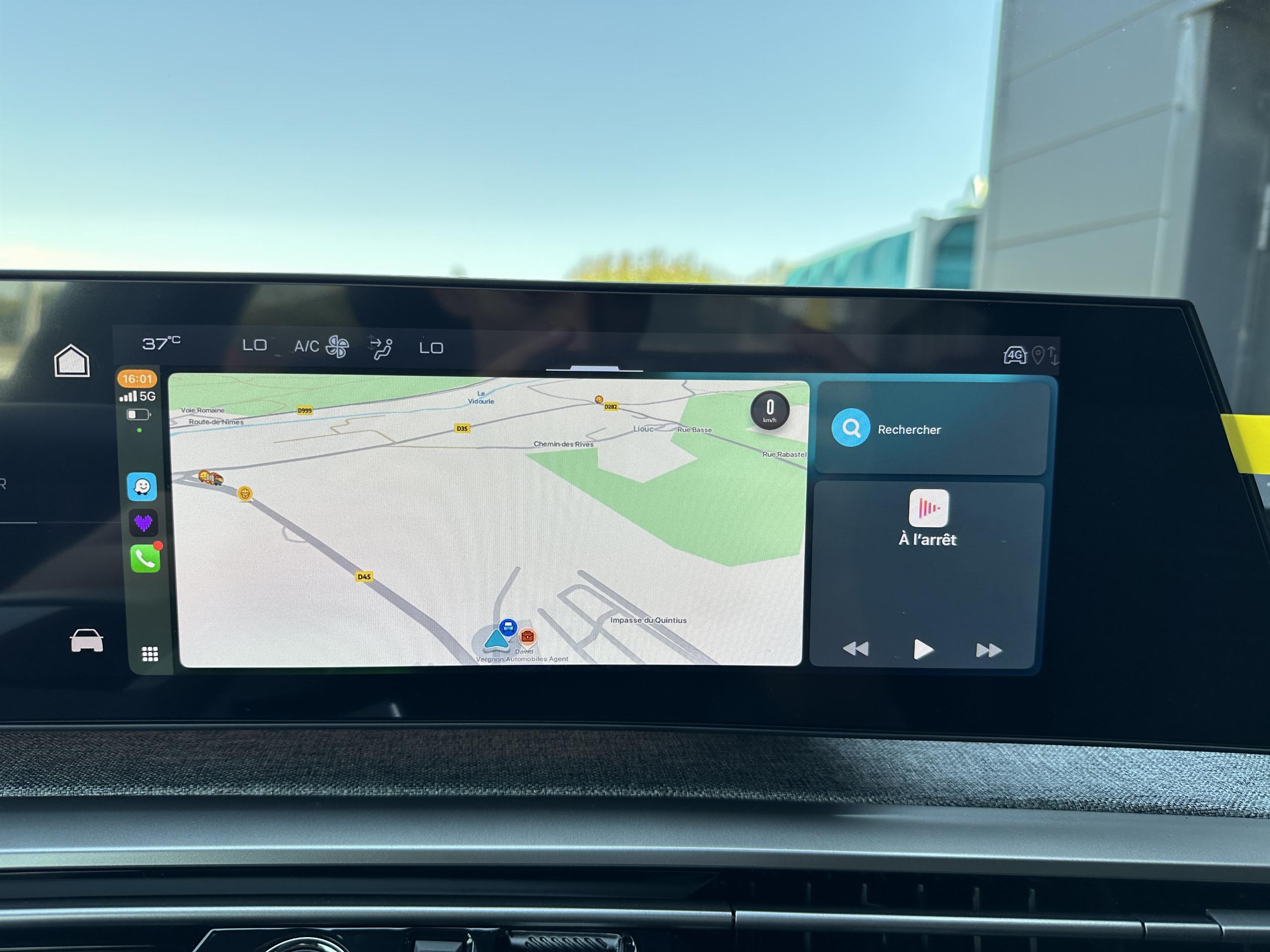 Peugeot e-3008  III Electrique 210 ch Batterie 73 kWh GT groupe Vergnon