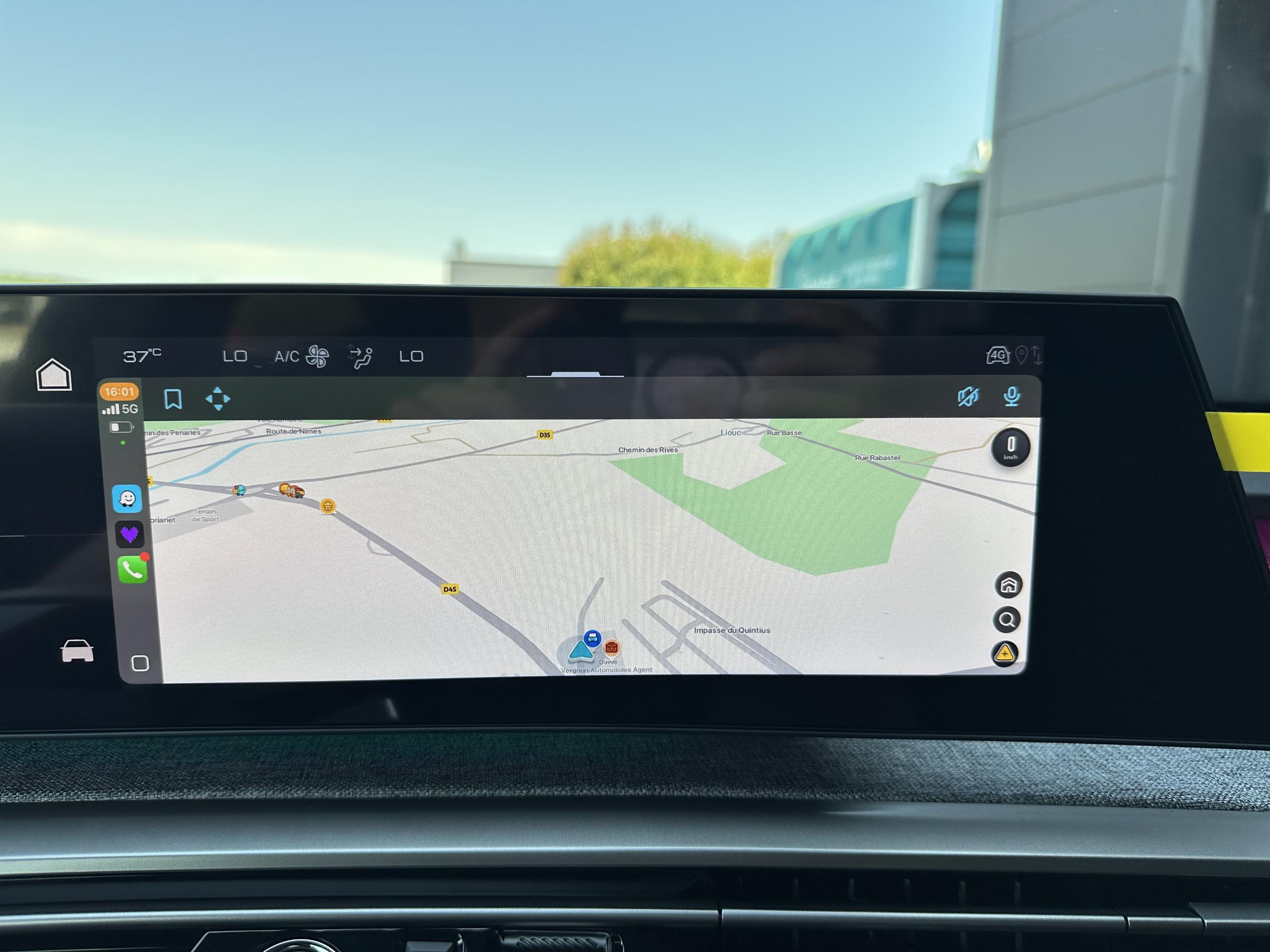 Peugeot e-3008  III Electrique 210 ch Batterie 73 kWh GT groupe Vergnon