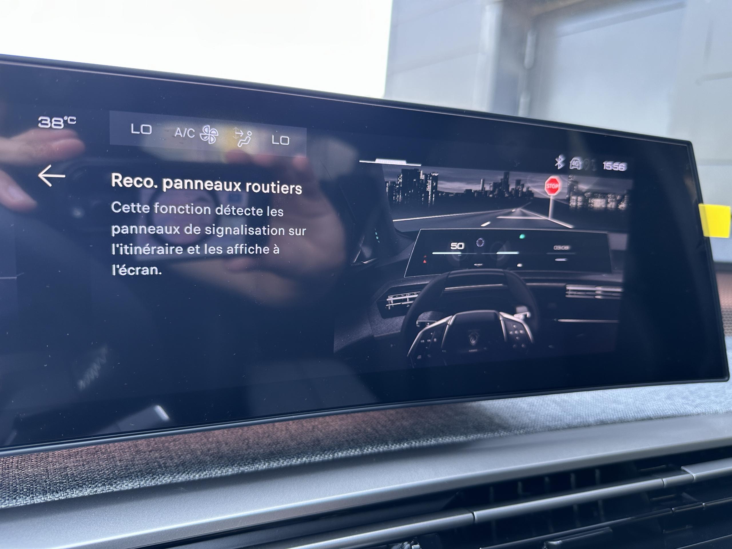 Peugeot e-3008  III Electrique 210 ch Batterie 73 kWh GT groupe Vergnon