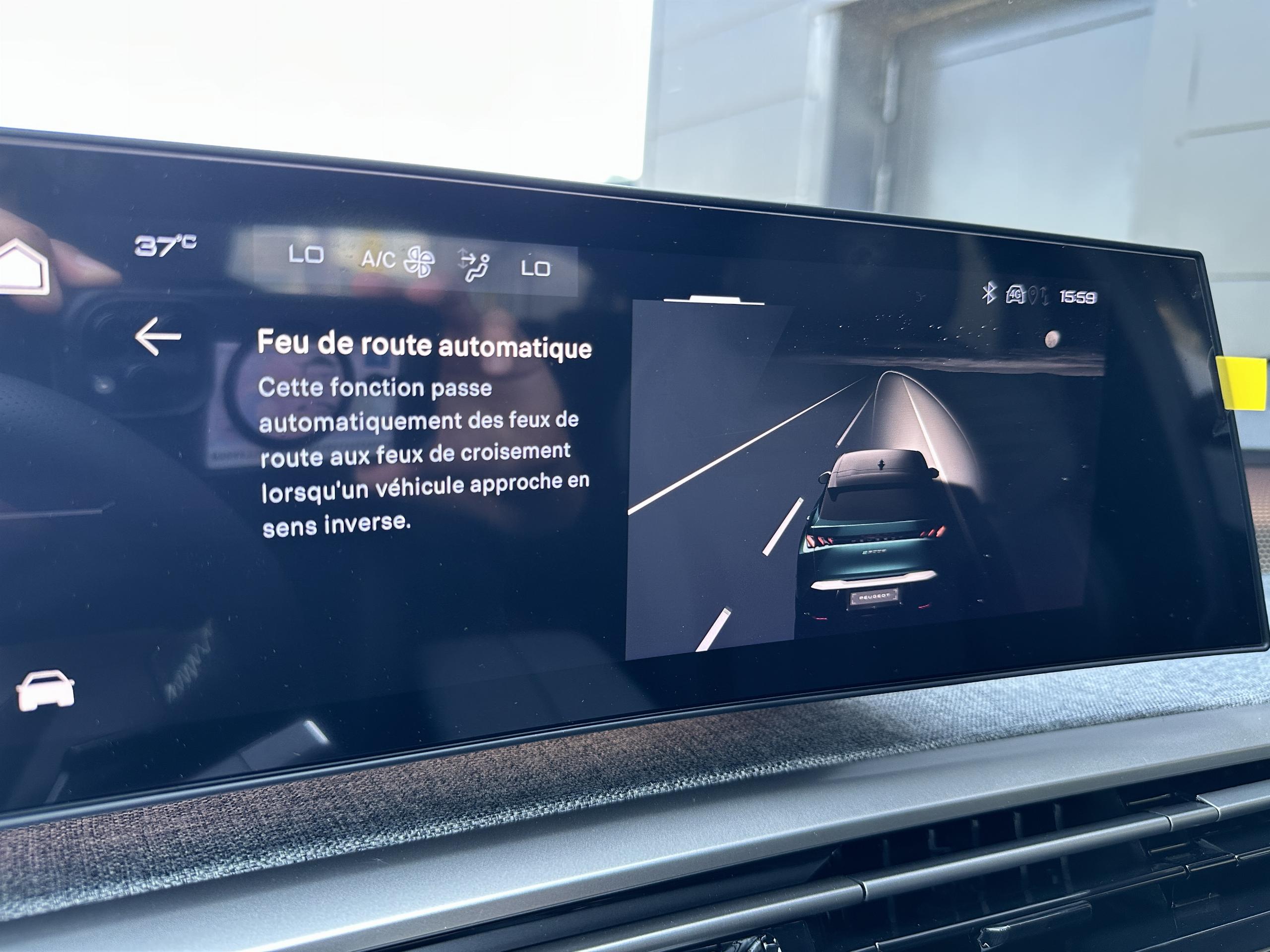 Peugeot e-3008  III Electrique 210 ch Batterie 73 kWh GT groupe Vergnon