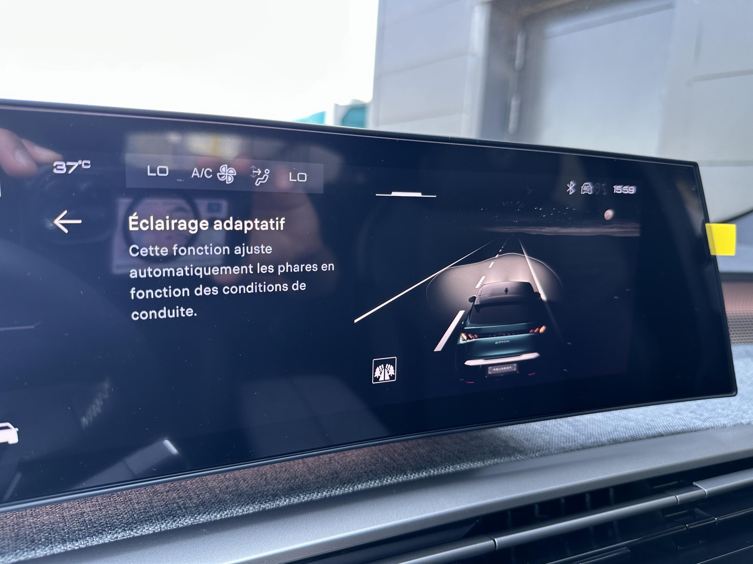 Peugeot e-3008  III Electrique 210 ch Batterie 73 kWh GT groupe Vergnon