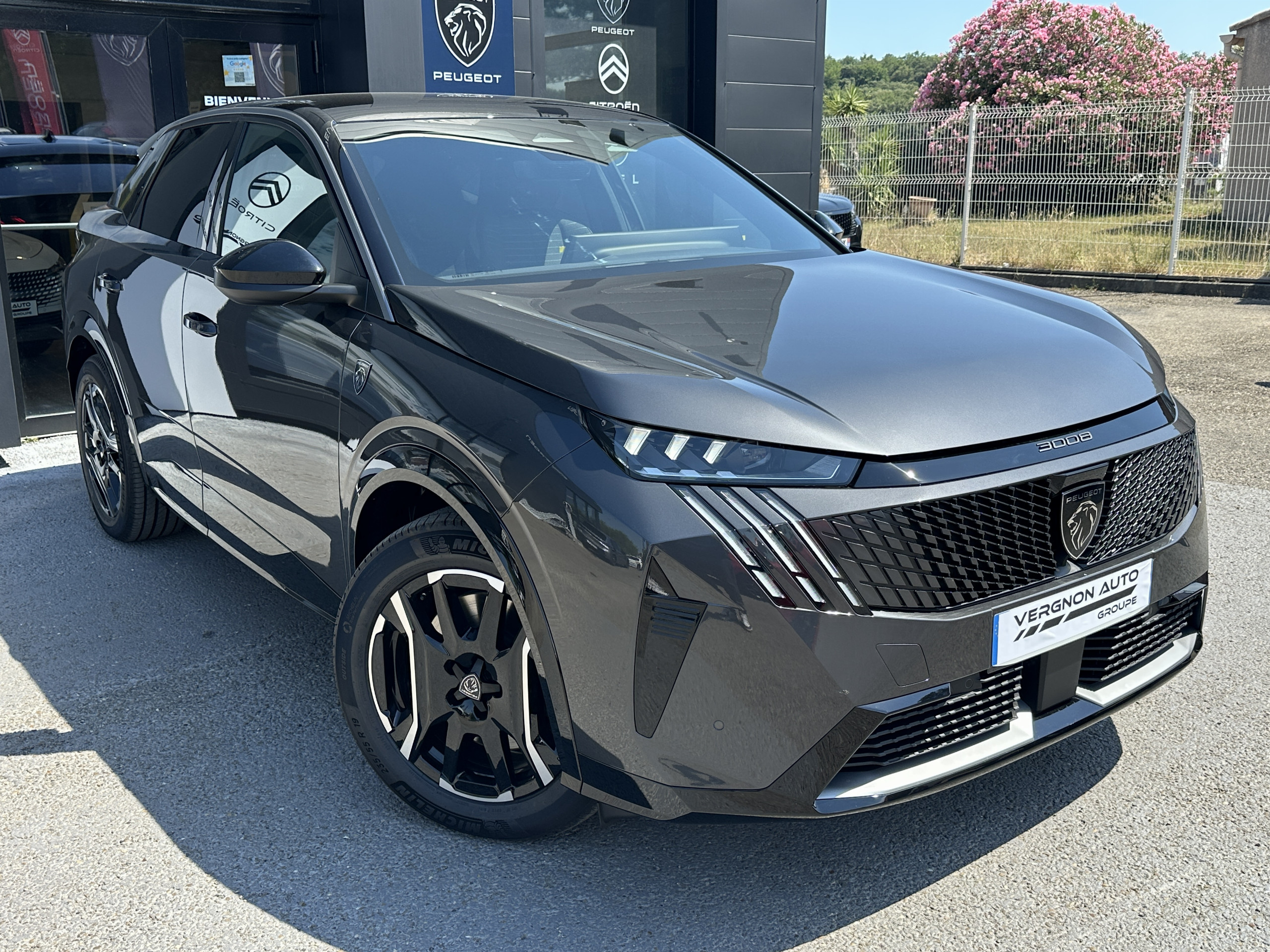 Peugeot e-3008  III Electrique 210 ch Batterie 73 kWh GT groupe Vergnon