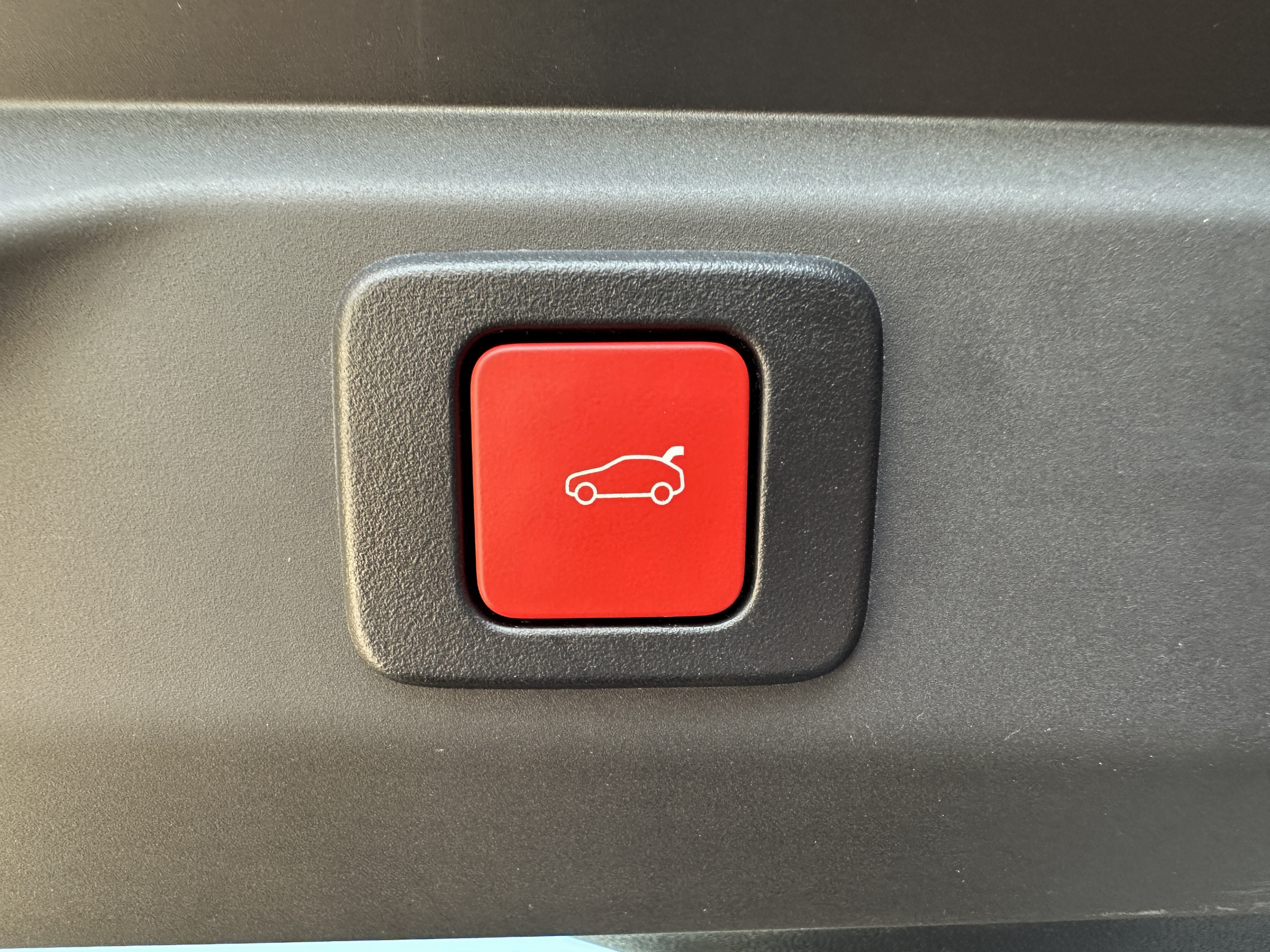 Peugeot e-3008  III Electrique 210 ch Batterie 73 kWh GT groupe Vergnon