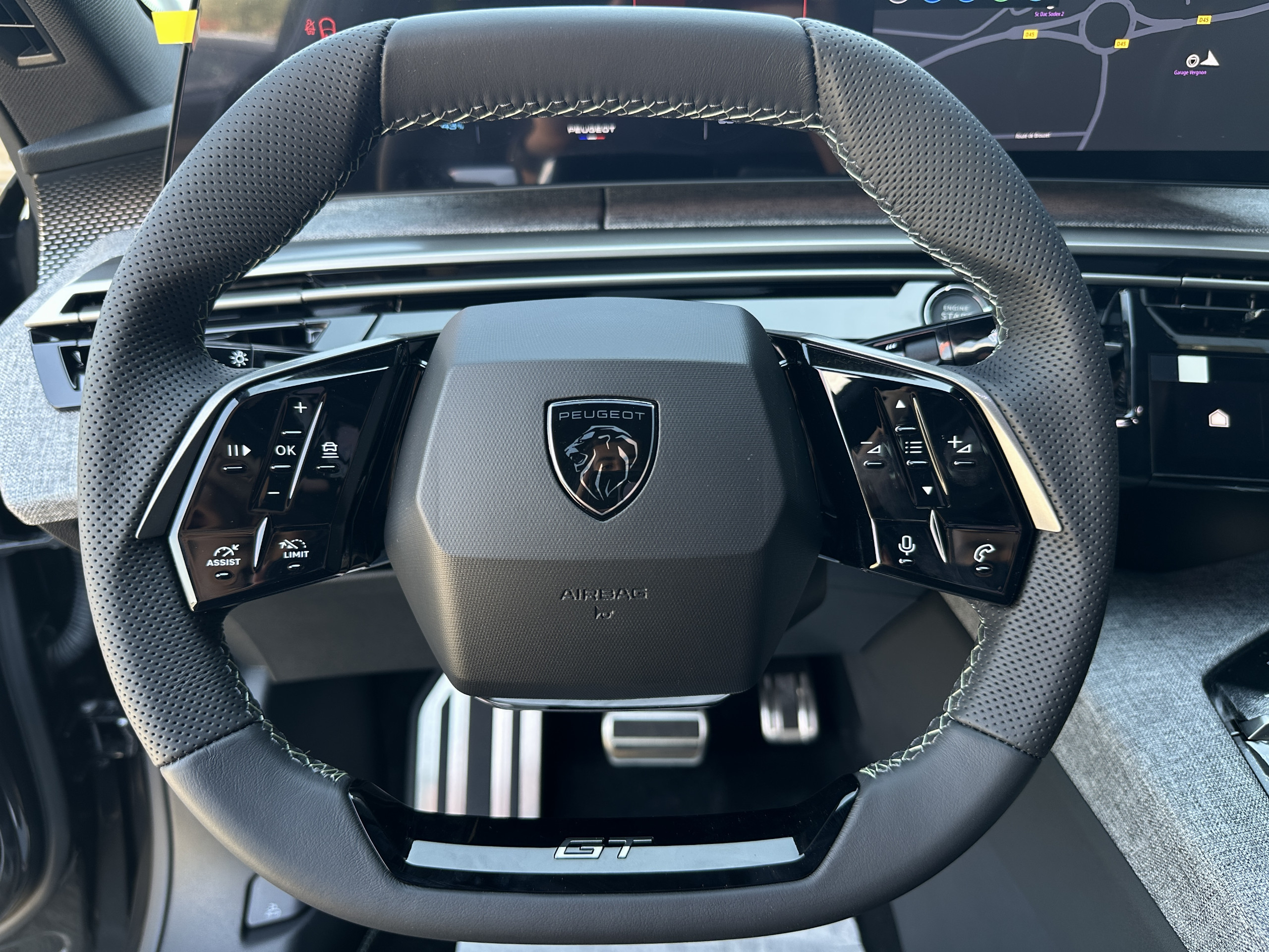 Peugeot e-3008  III Electrique 210 ch Batterie 73 kWh GT groupe Vergnon