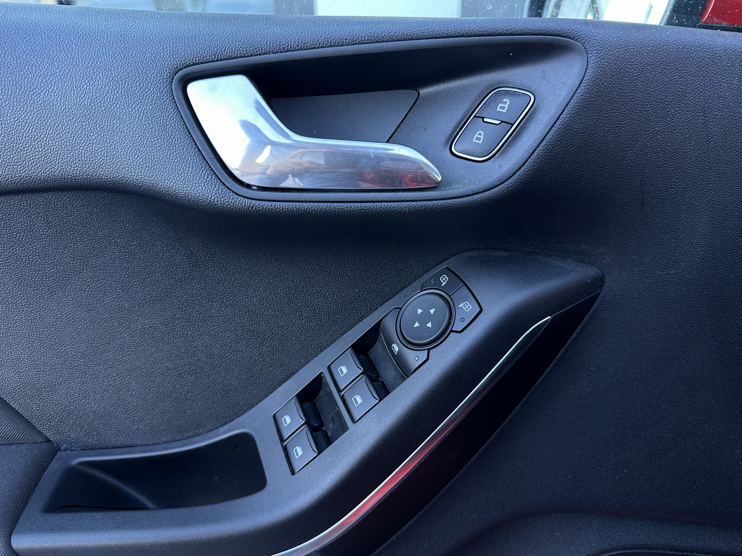 Ford Fiesta  VII 1.0 Hybrid 125ch Powershift TITANIUM BUS groupe Vergnon