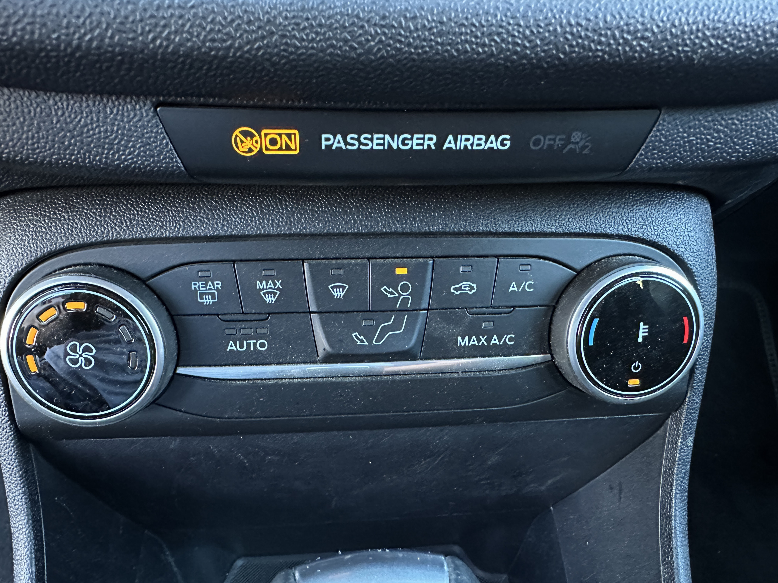 Ford Fiesta  VII 1.0 Hybrid 125ch Powershift TITANIUM BUS groupe Vergnon